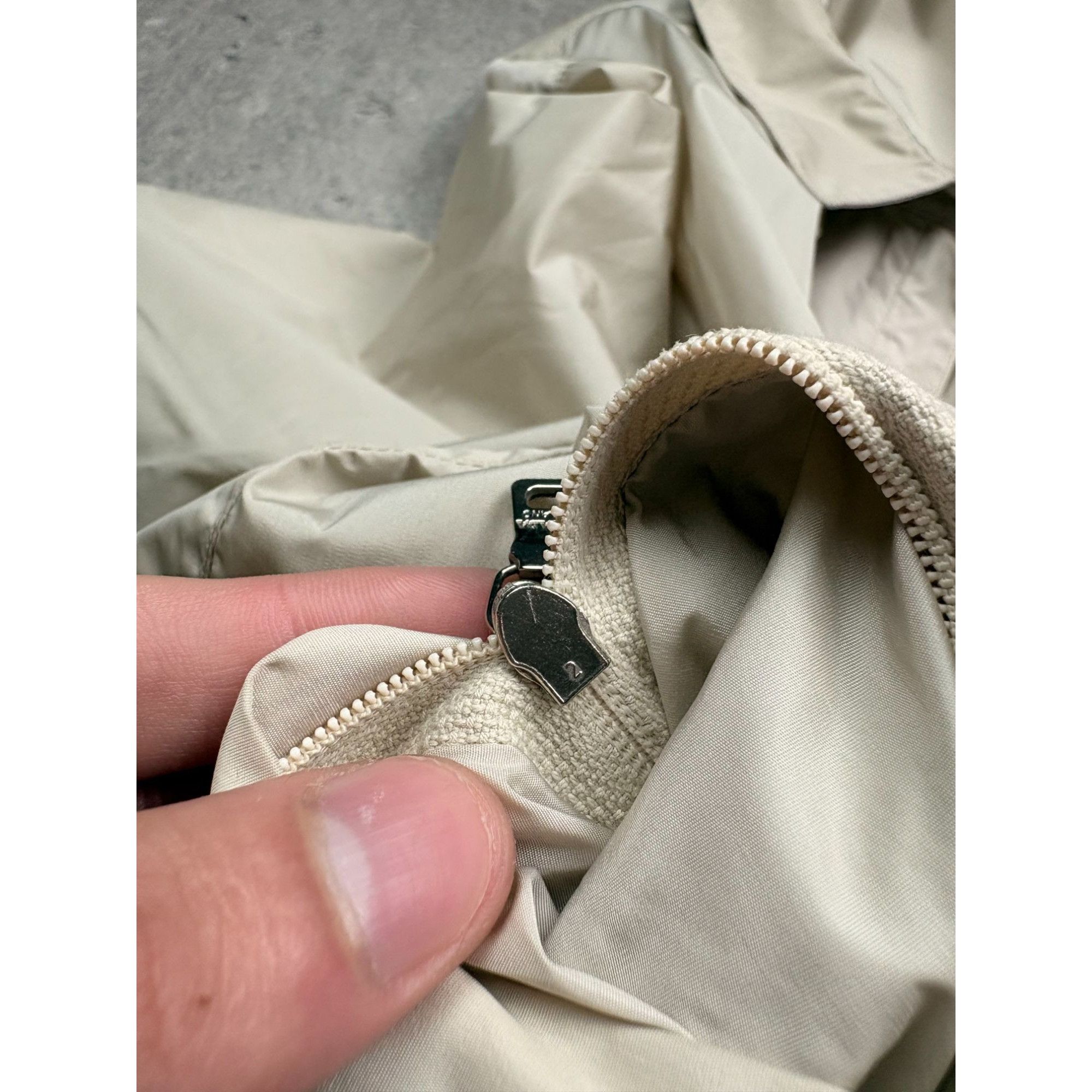 Prada Authentic PRADA Milano Vintage Nylon Women Jacket Beige - Si Size S / US 4 / IT 40 - 16 Thumbnail