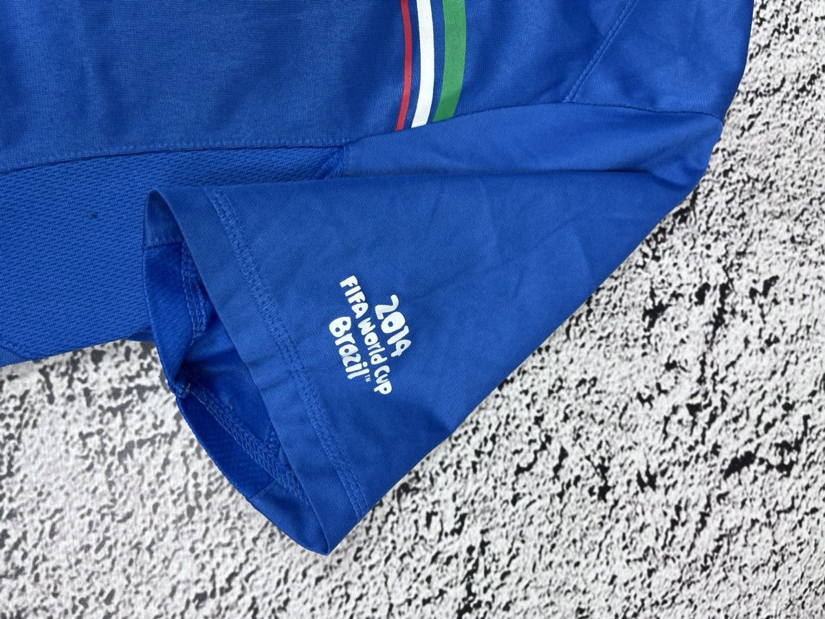 Vintage Vintage soccer football world cup 2014 fan jesrsey size m Size US M / EU 48-50 / 2 - 4 Thumbnail