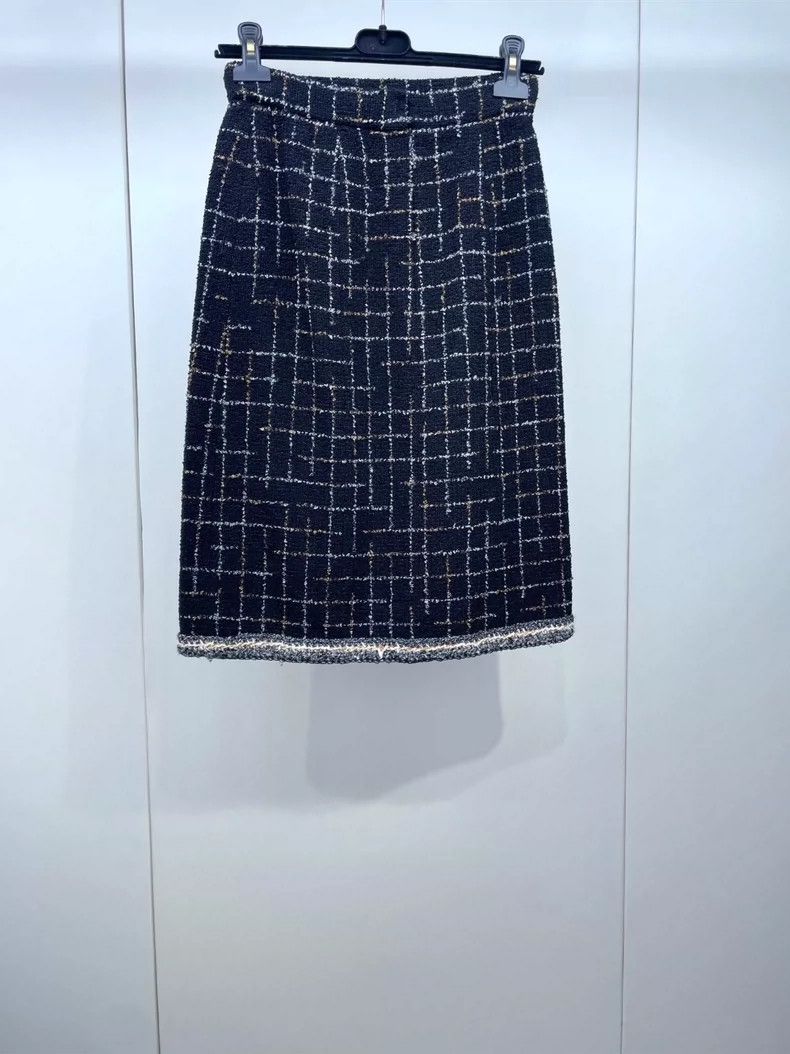 Chanel Chanel Current series skirt 2504-Nextarrow Size 24" / US 00 / IT 34 - 2 Thumbnail