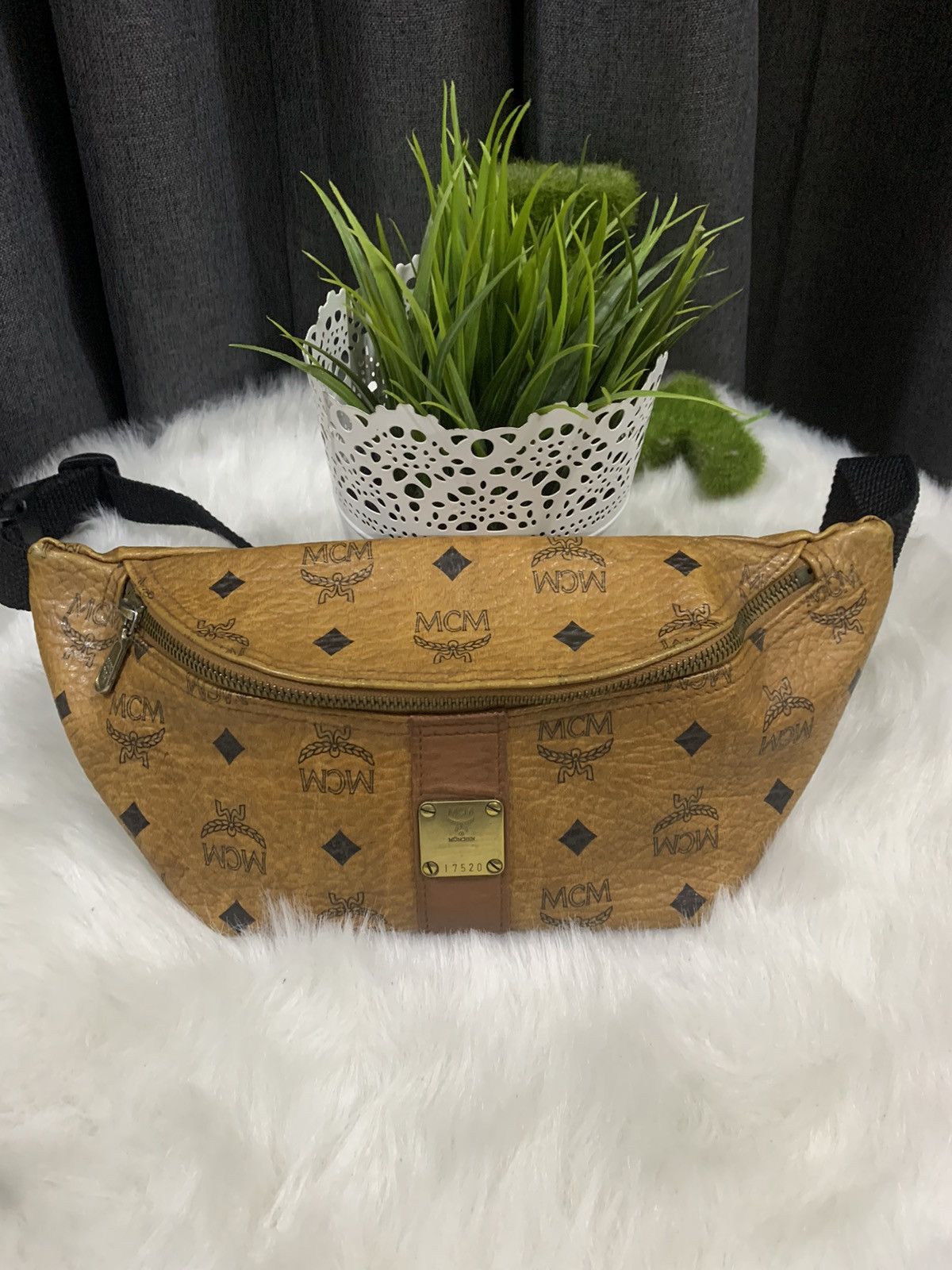 MCM VINTAGE!! Waist Bag Handmade MCM Monogram Size ONE SIZE - 2 Thumbnail
