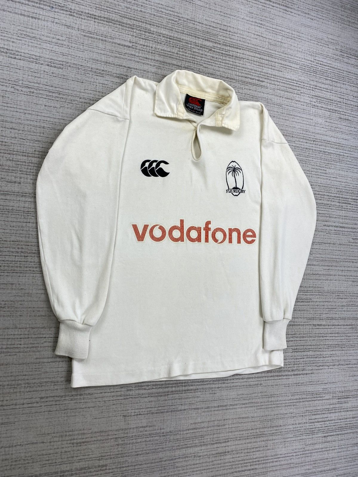 Canterbury of New Zealand Vintage Canterbury Vodafone National Fiji Rugby Team Shirt Size US M / EU 48-50 / 2 - 3 Thumbnail
