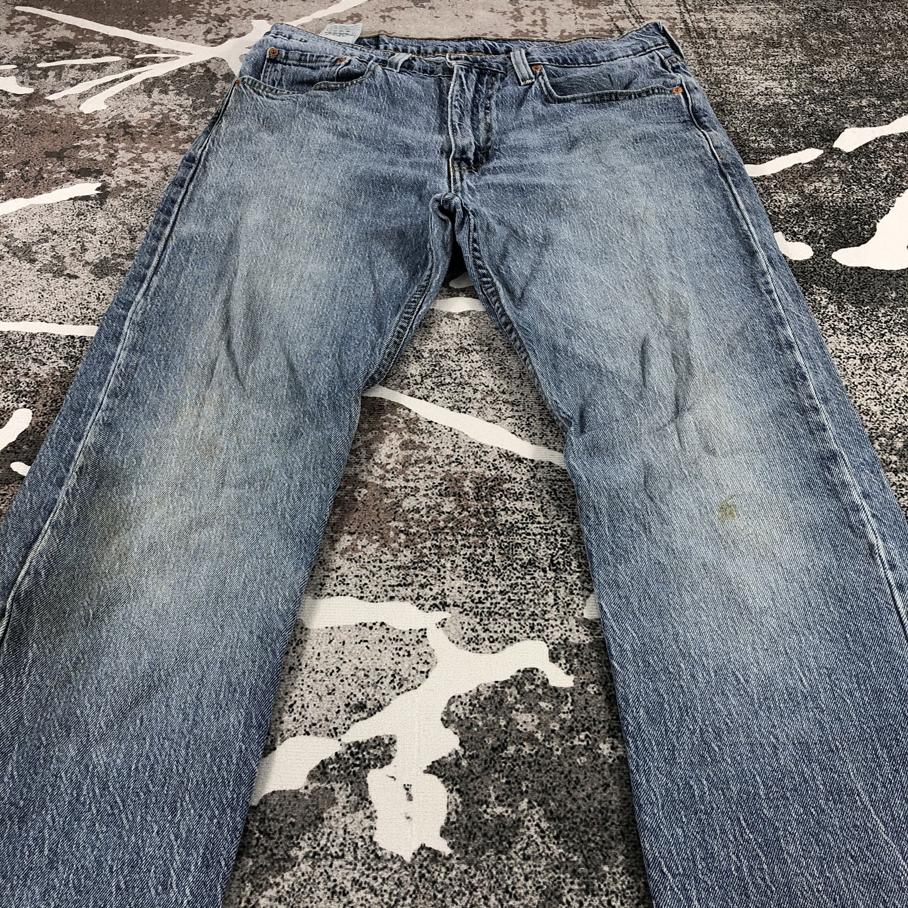 Levi's Vintage Levis 502 Jeans Medium Wash Denim KJ588 Size US 32 / EU 48 - 3 Thumbnail