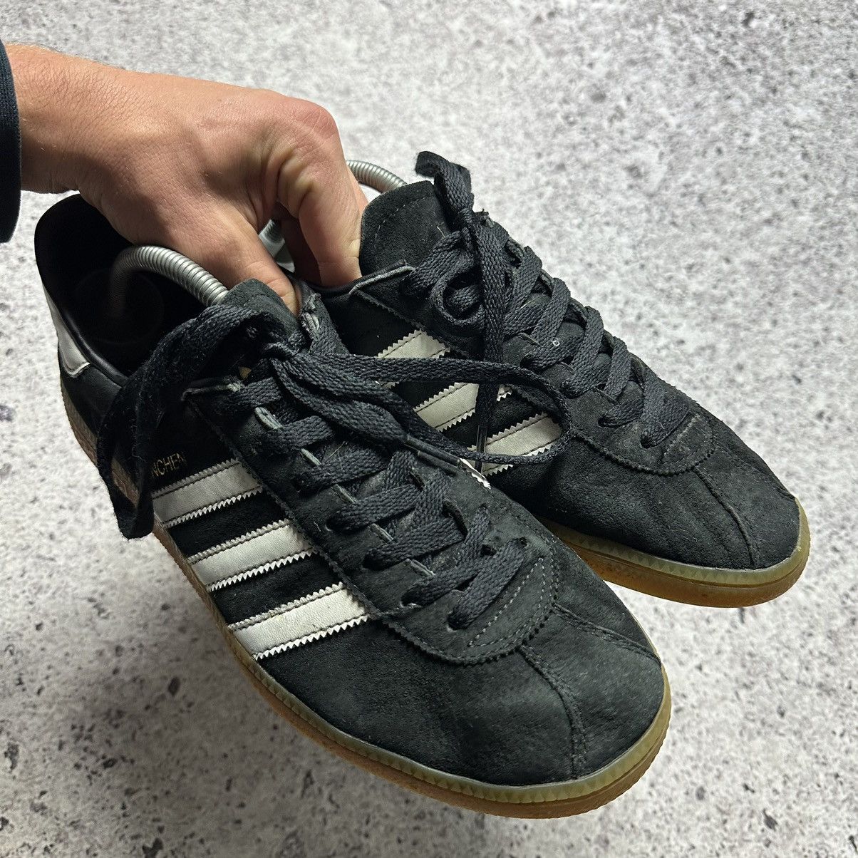 Adidas Vintage Adidas Munchen Samba Style Y2K Shoes Size US 9.5 / EU 42-43 - 6 Thumbnail