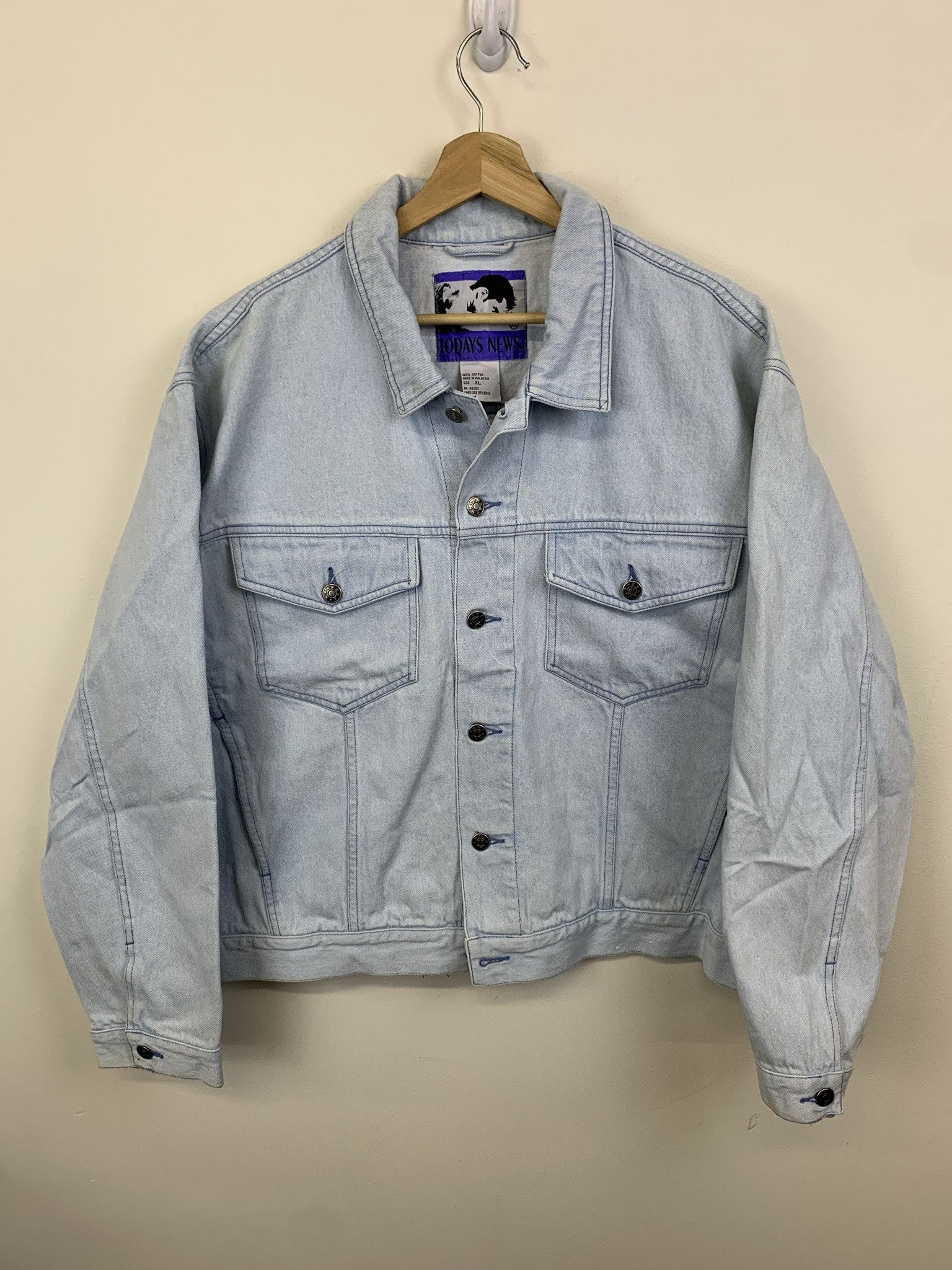 Levi's Vintage 1990s Today's News Light Wash Denim jacket Size XL Size US XL / EU 56 / 4 - 1 Thumbnail
