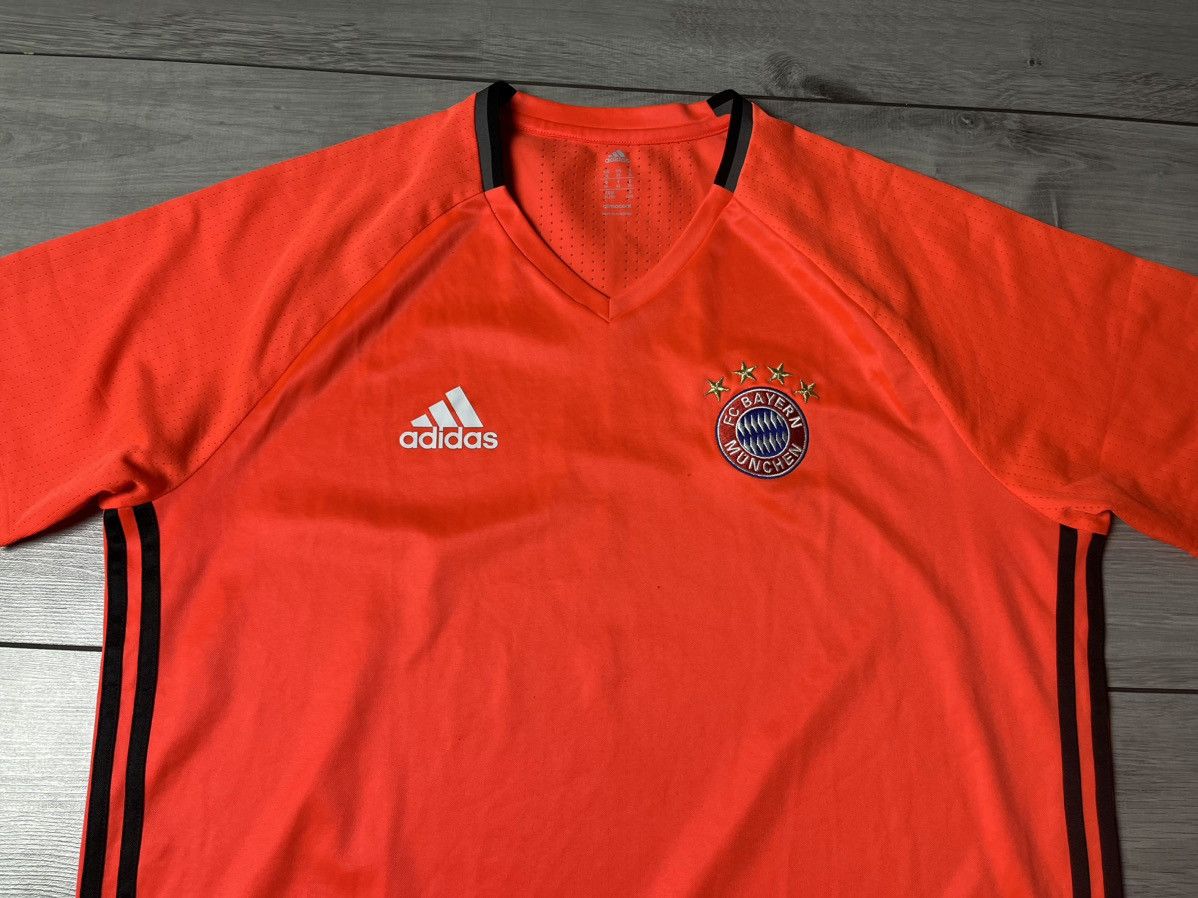 Adidas Adidas bayern munchen jersey size XLarge Size US XL / EU 56 / 4 - 3 Thumbnail