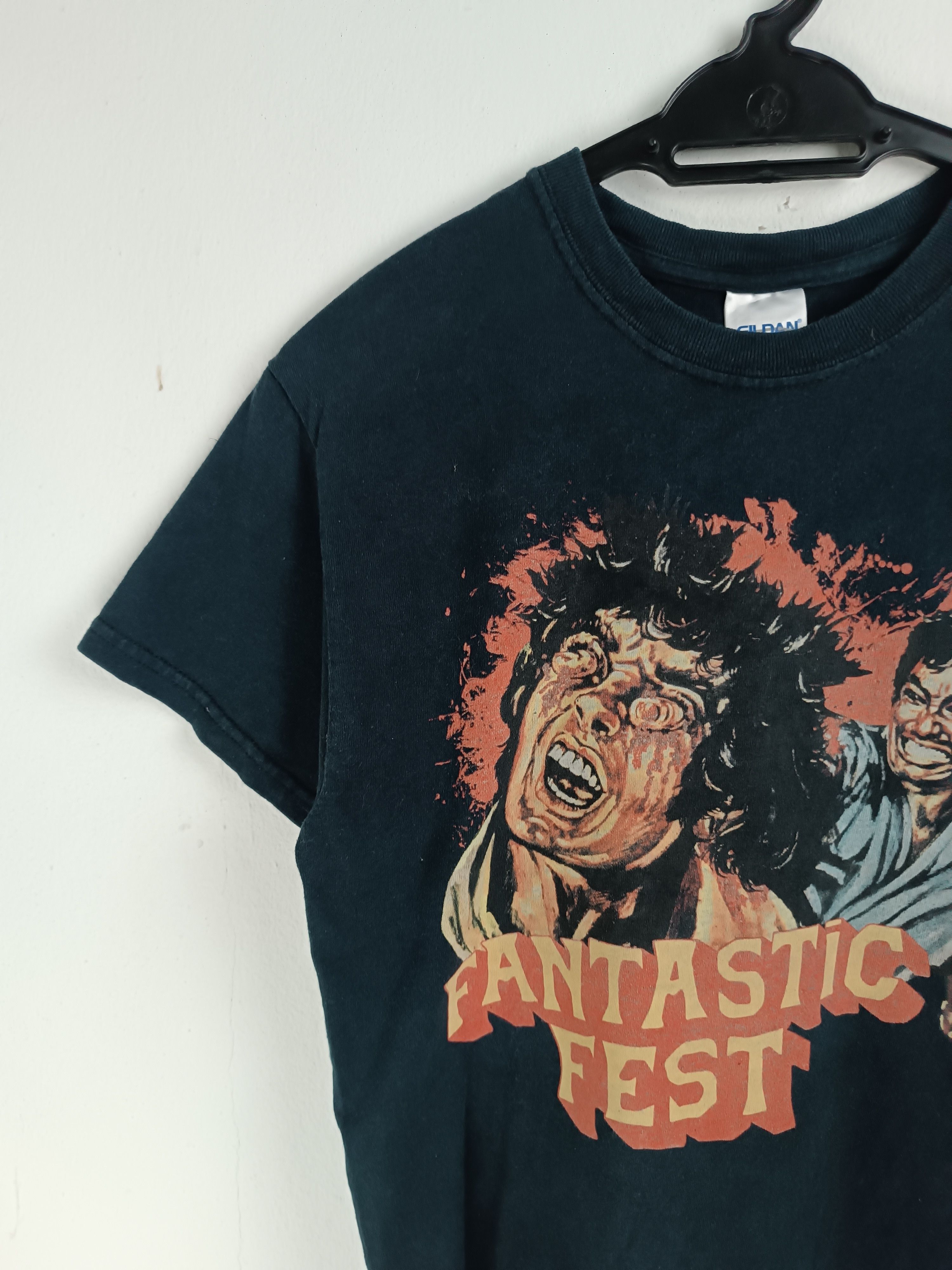 Vintage VINTAGE 2015 FANTASTIC FEST FILM MOVIE FEST TEE VERY RARE Size US S / EU 44-46 / 1 - 5 Thumbnail