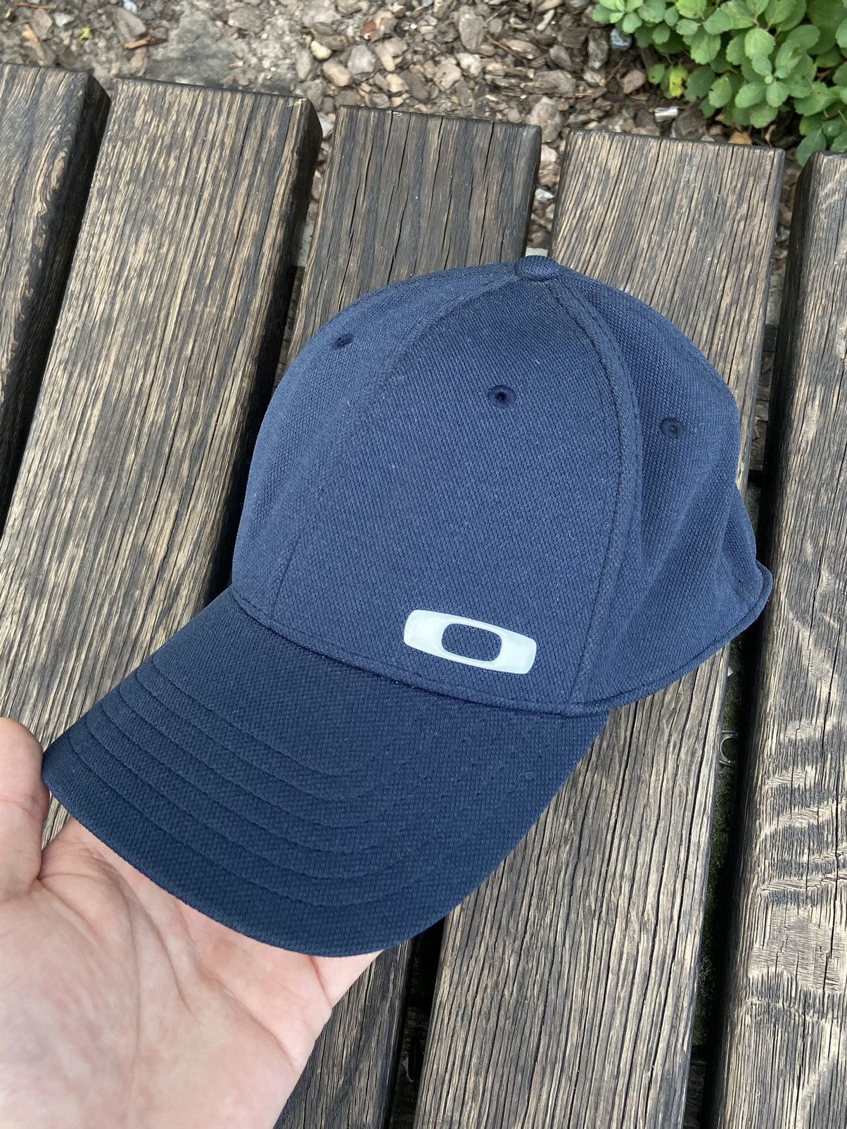 Oakley × Vintage 💥Vintage Oakley Streetwear Cap‼️ Size 30 - 1 Thumbnail
