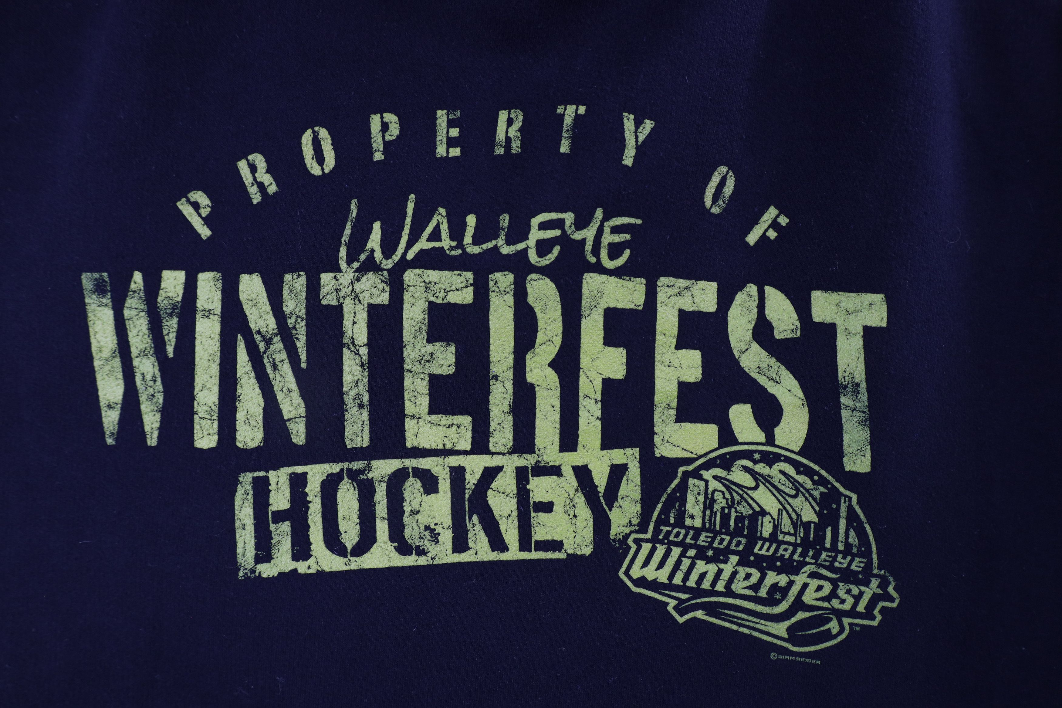 Vintage Vintage Out Toledo Walleye Hockey Hoodie Sweatshirt Black Size US XXL / EU 58 / 5 - 6 Thumbnail