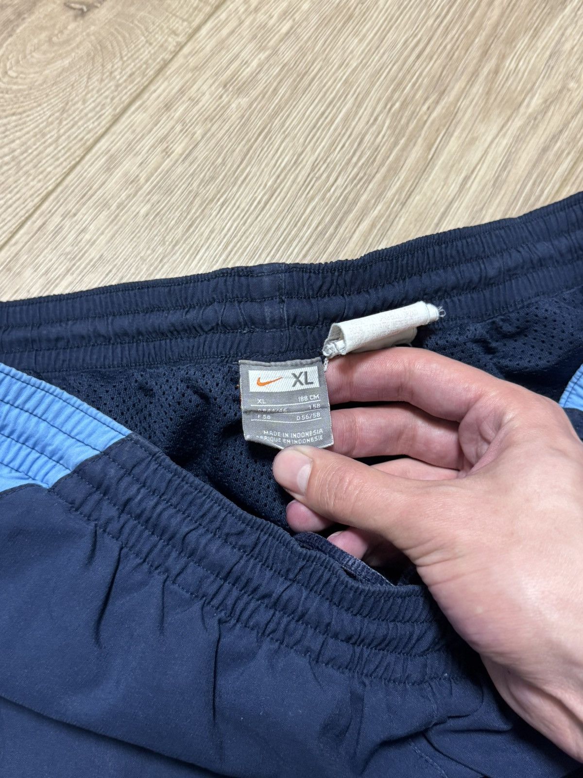 Nike × Vintage Vintage Nike Y2K nylon baggy pants blue navy size XL Size US 34 / EU 50 - 11 Thumbnail