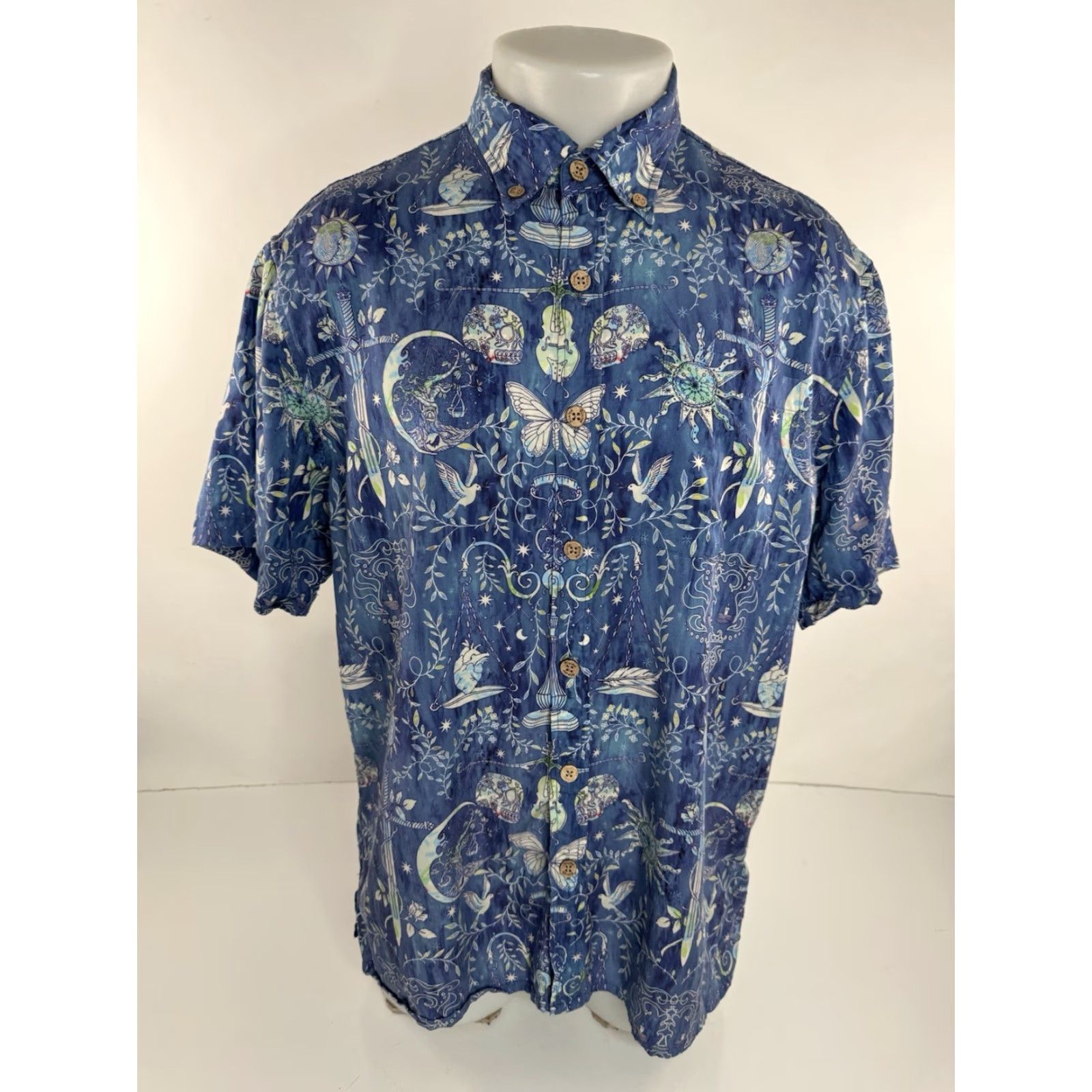 Vintage YIUME Astrological Skull Sword Hawaiian M Shirt Blue Short Sleeve Button-Up M Mens Hawaii Hawaiian Shirt 90s JC (EXCELLENT) Size US M / EU 48-50 / 2 - 2 Thumbnail