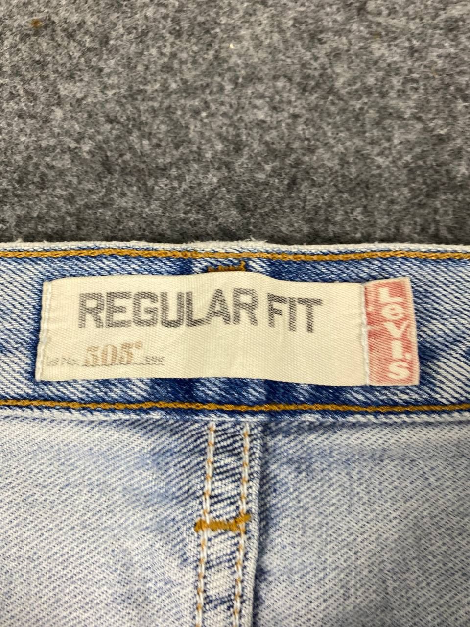 Levi's vintage levis 505 regular fit distressed denim Size US 39 - 16 Thumbnail