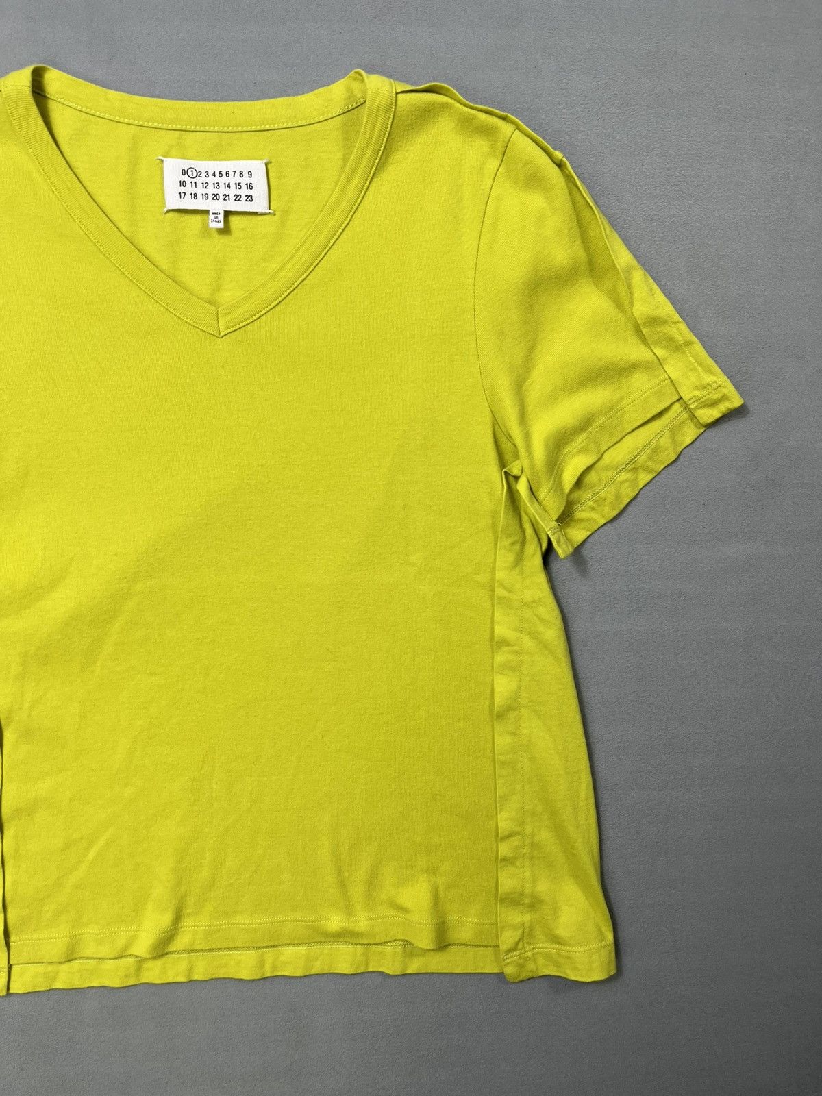 Maison Margiela Maison Margiela Line 1 FW2015 Layered Seam V-Neck T-Shirt a Size S / US 4 / IT 40 - 5 Thumbnail