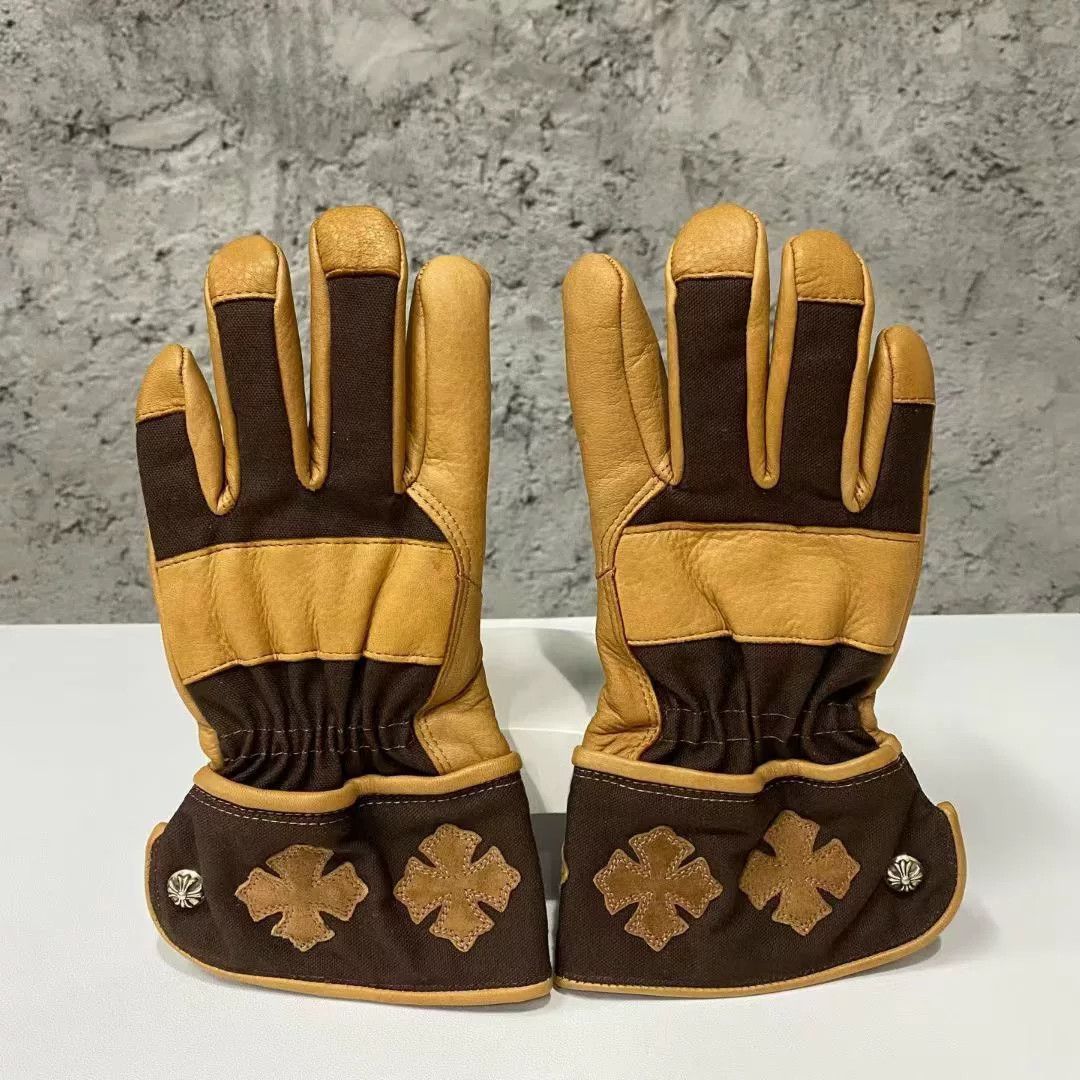 Chrome Hearts brown suede cross gloves by chrome hearts Size ONE SIZE - 1 Thumbnail