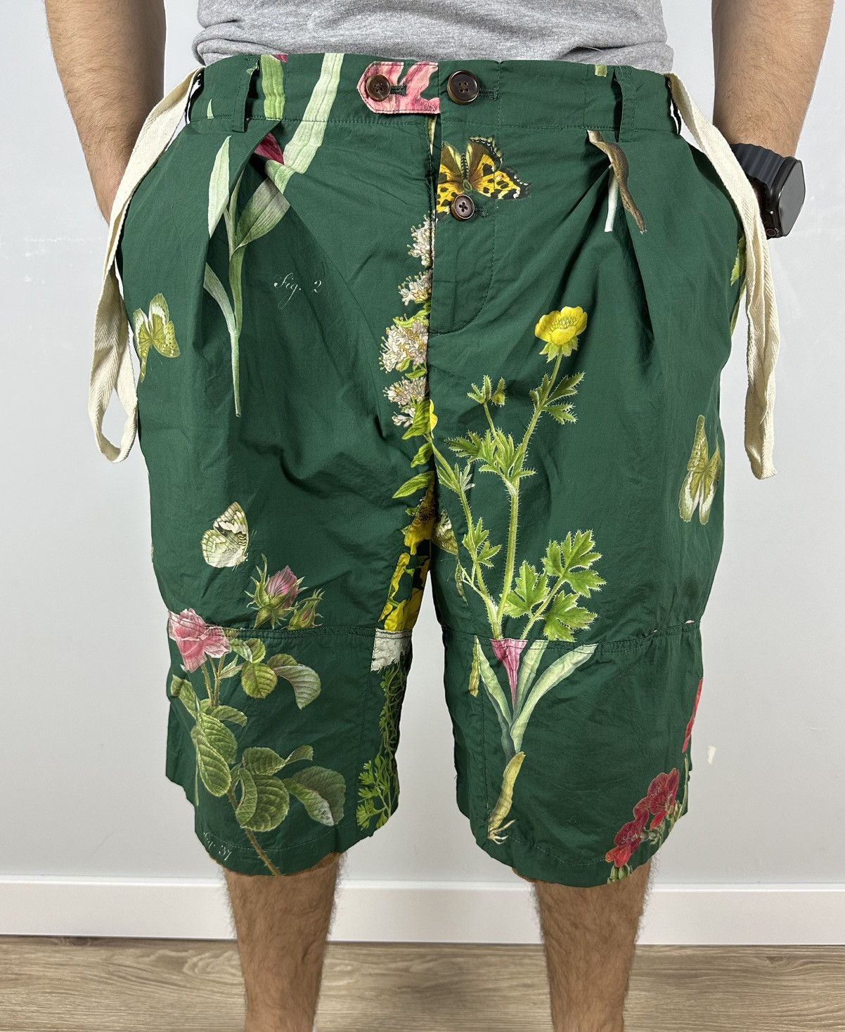 Aleksandr Manamis ALEKSANDR MANAMIS Unisex PANTS Bridges Shorts floral Size US 34 / EU 50 - 1 Thumbnail