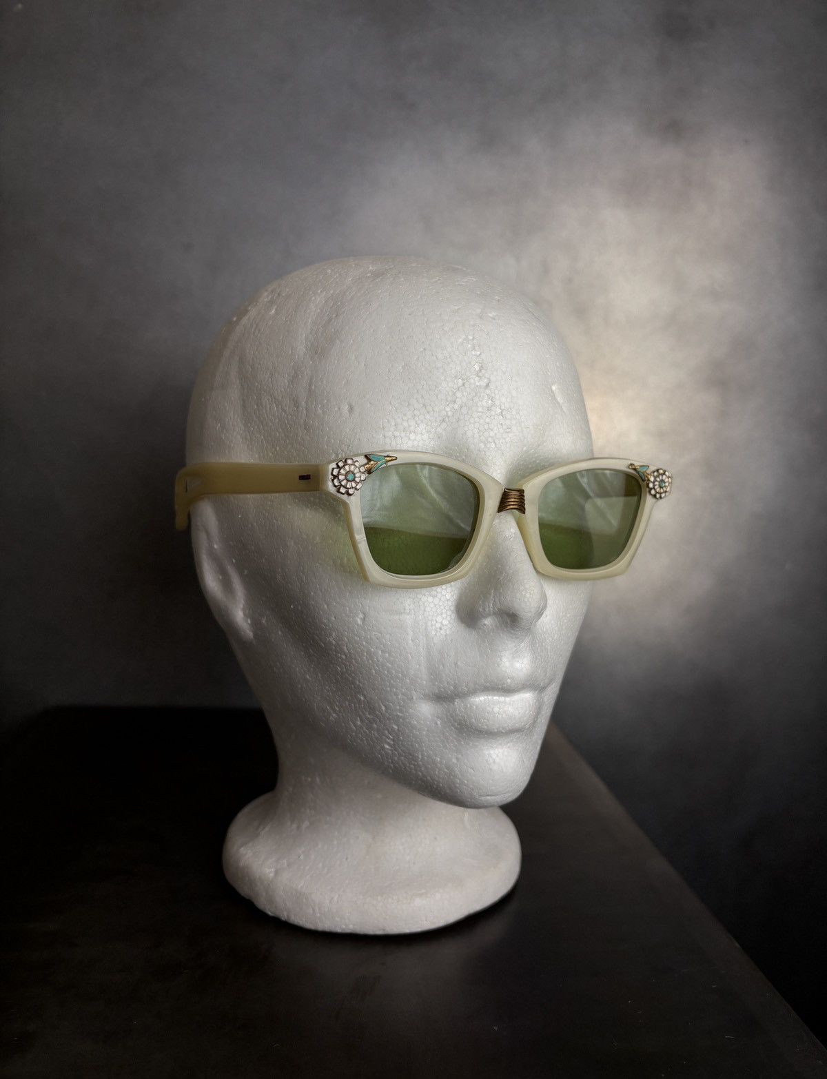 Other × Vintage 1950s Sunglasses True Vintage Jewelled Western Turanette MCM Size ONE SIZE - 5 Thumbnail