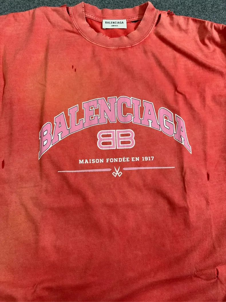 Balenciaga Balenciaga Broken short sleeve size m Size US M / EU 48-50 / 2 - 3 Thumbnail