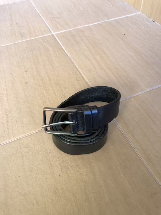 Gap × Leather Vintage Gap Leather Buckle Belt Size ONE SIZE - 2 Thumbnail