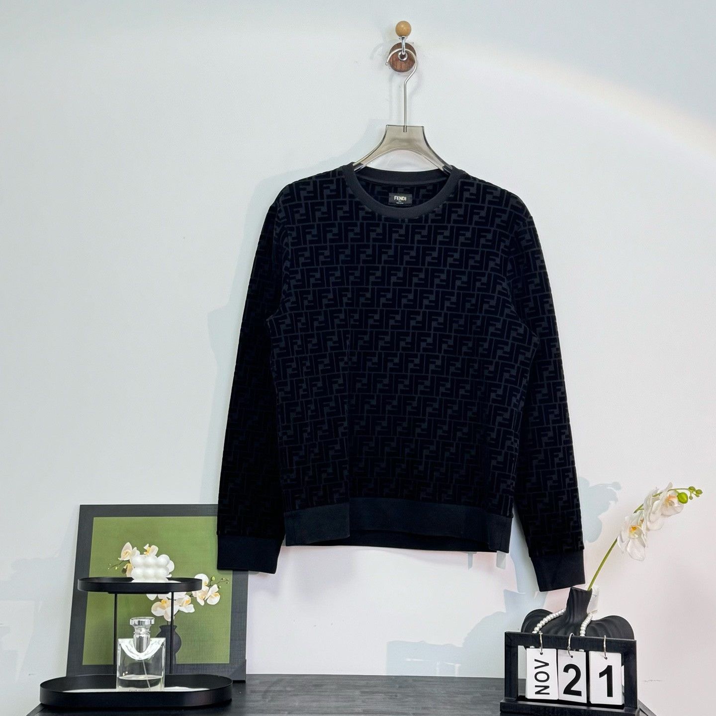Fendi fendi black logo patterned sweatshirt size m Size US M / EU 48-50 / 2 - 1 Thumbnail