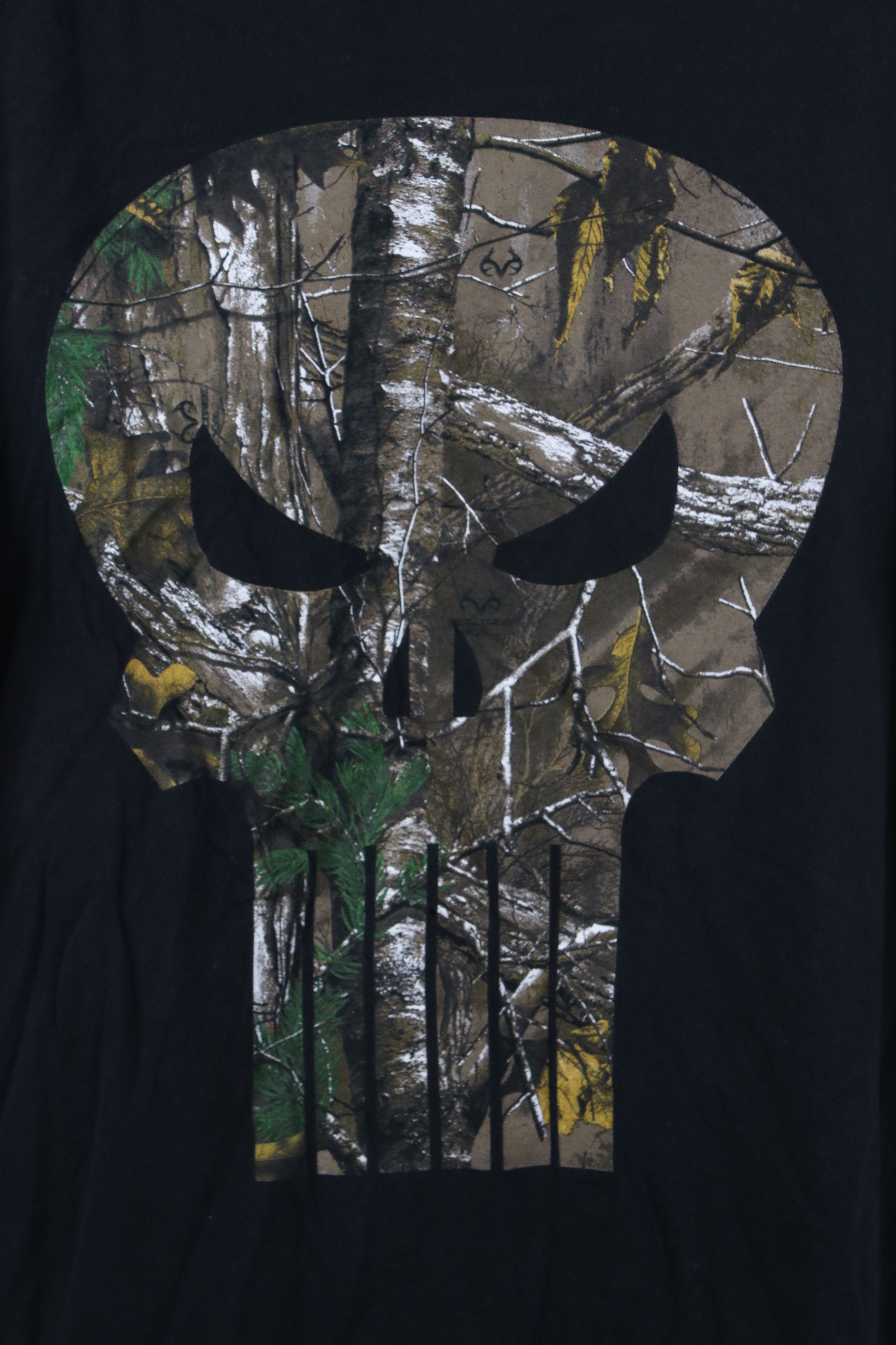 Vintage Vintage Y2K Marvel Comics Skull Camouflage T-Shirt Black Size US L / EU 52-54 / 3 - 4 Thumbnail