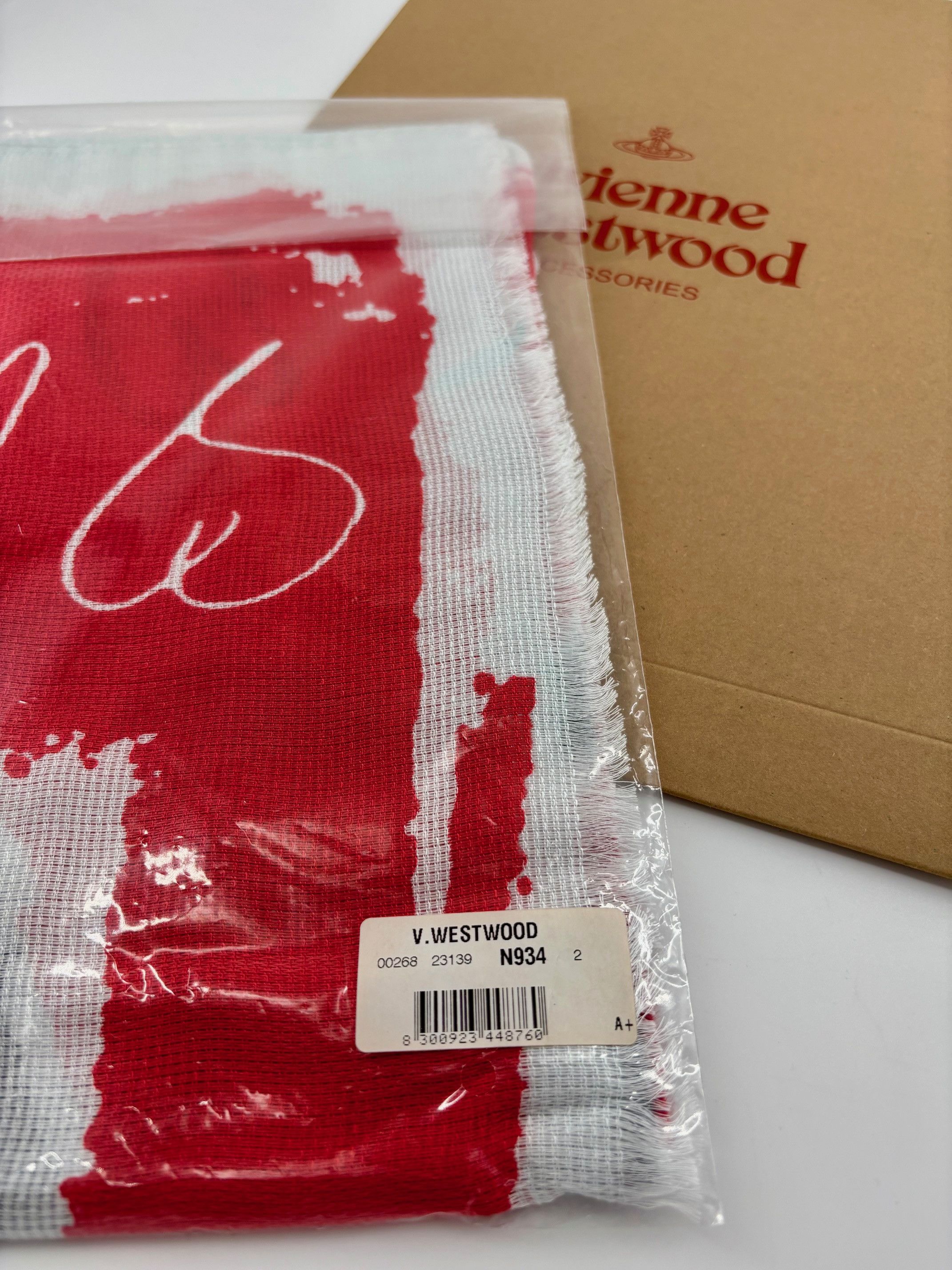 Vivienne Westwood Fashion Outfit Size ONE SIZE - 3 Thumbnail