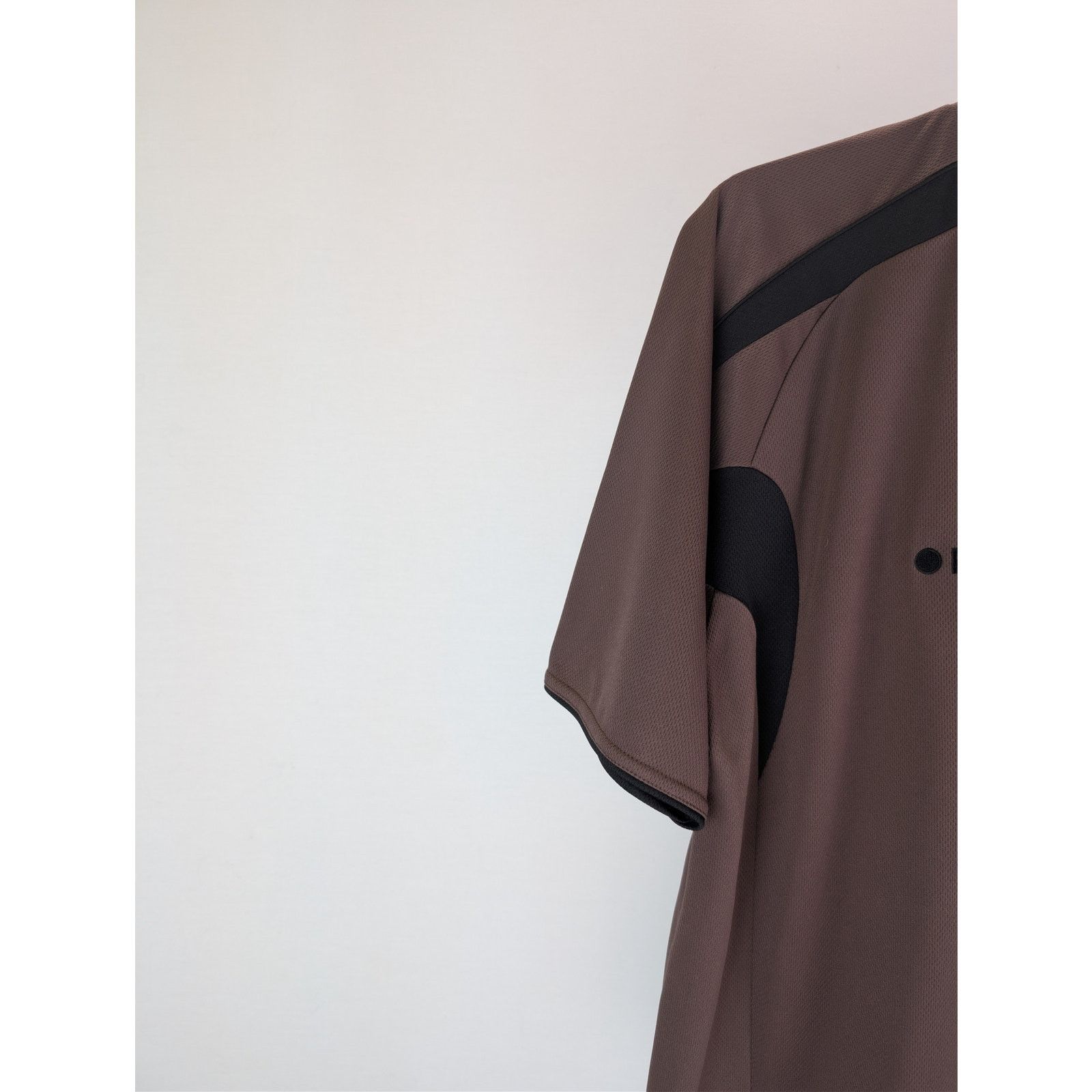 Vetements o1rshd1 Trademark Football Jersey T-Shirt in chocolate brown Size US S / EU 44-46 / 1 - 7 Thumbnail