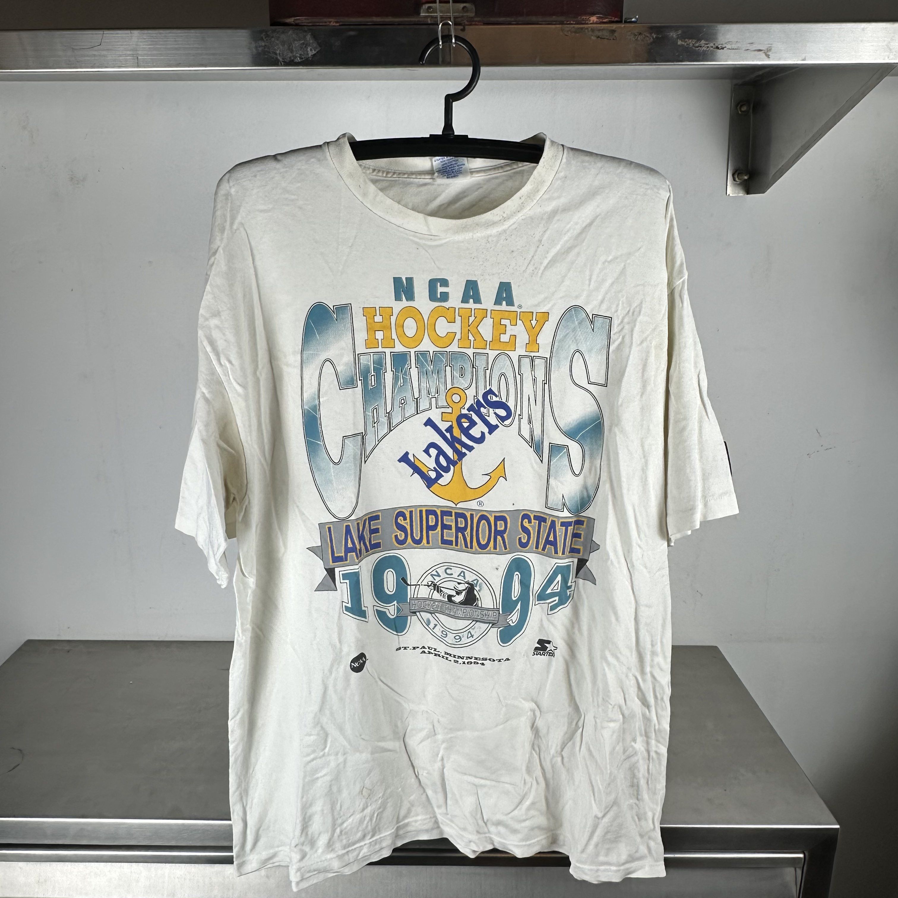 Vintage ​1994 Lake Superior State Lakers NCAA Hockey Champions Tee Size US XXL / EU 58 / 5 - 1 Thumbnail