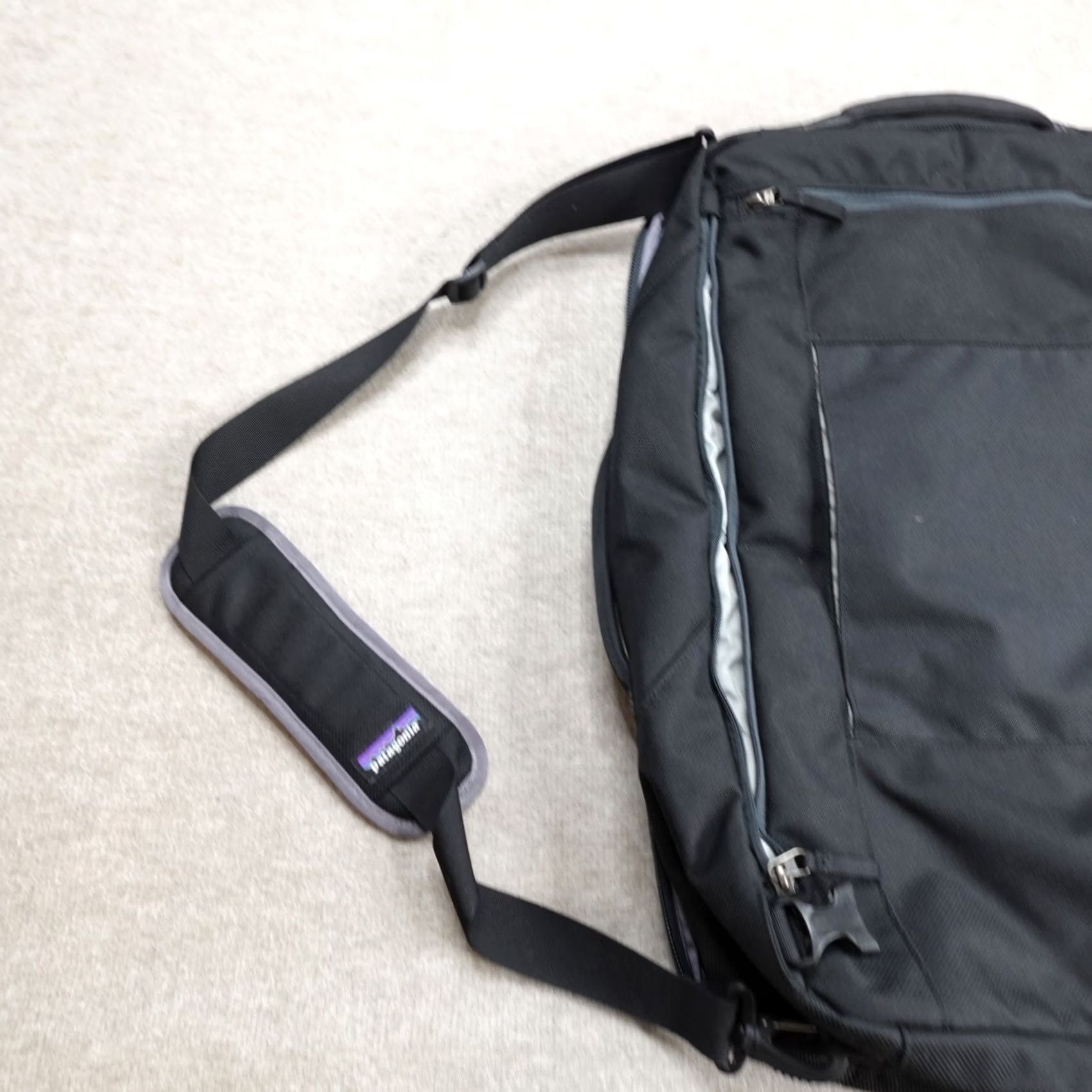 Patagonia Patagonia Bag Medium Black Transport MLC 45L Embroidered Invidia Size ONE SIZE - 4 Thumbnail