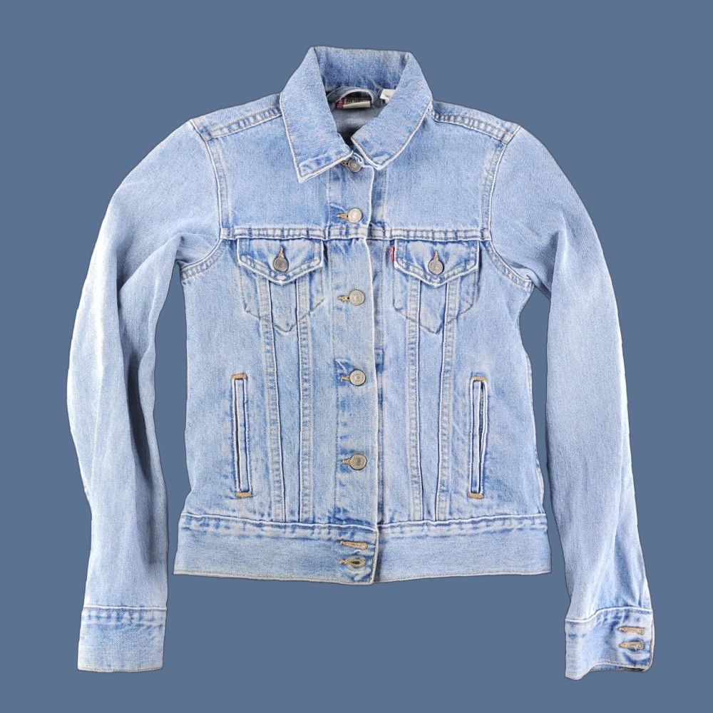 Levi's VINTAGE Levi's Jacket Womens XS Blue Denim Jean Trucker Light Wash Button Red Tab Short XS Blue Denim Size 26" / US 2 / IT 38 - 1 Thumbnail