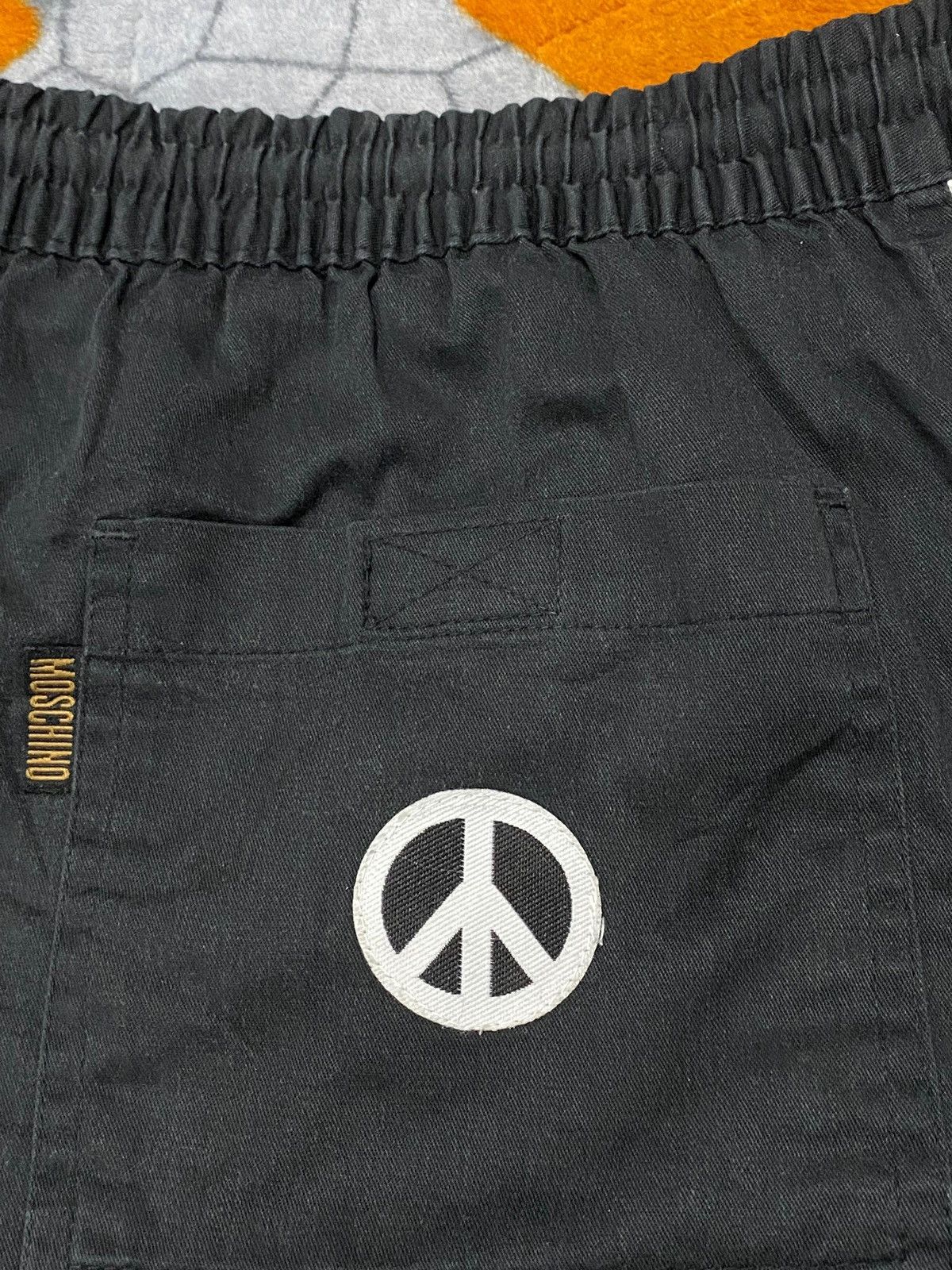 Moschino × Vintage moschino mare vintage 90s shorts Size US 38 / EU 54 - 10 Thumbnail
