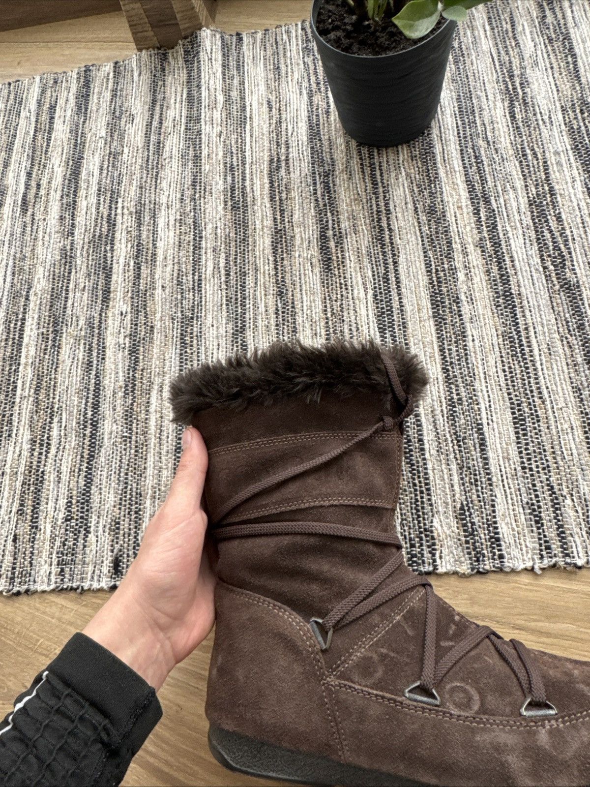Moon Boot Moon Boot Suede Vintage Brown Hype Y2K Shoes Snow Boots Size US 6 / IT 36 - 3 Thumbnail