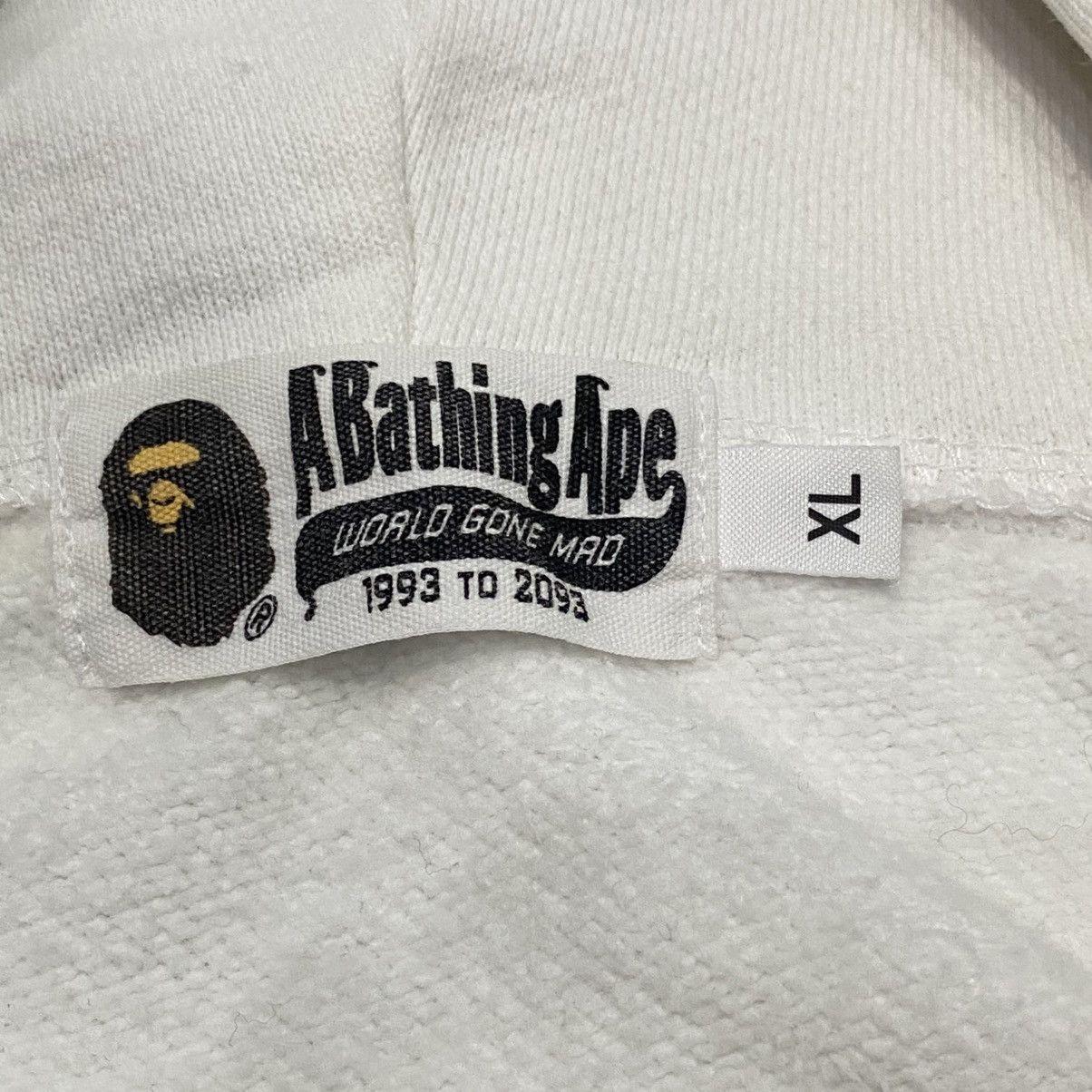 Bape Bape Shark White Hoodie Size US XL / EU 56 / 4 - 2 Thumbnail
