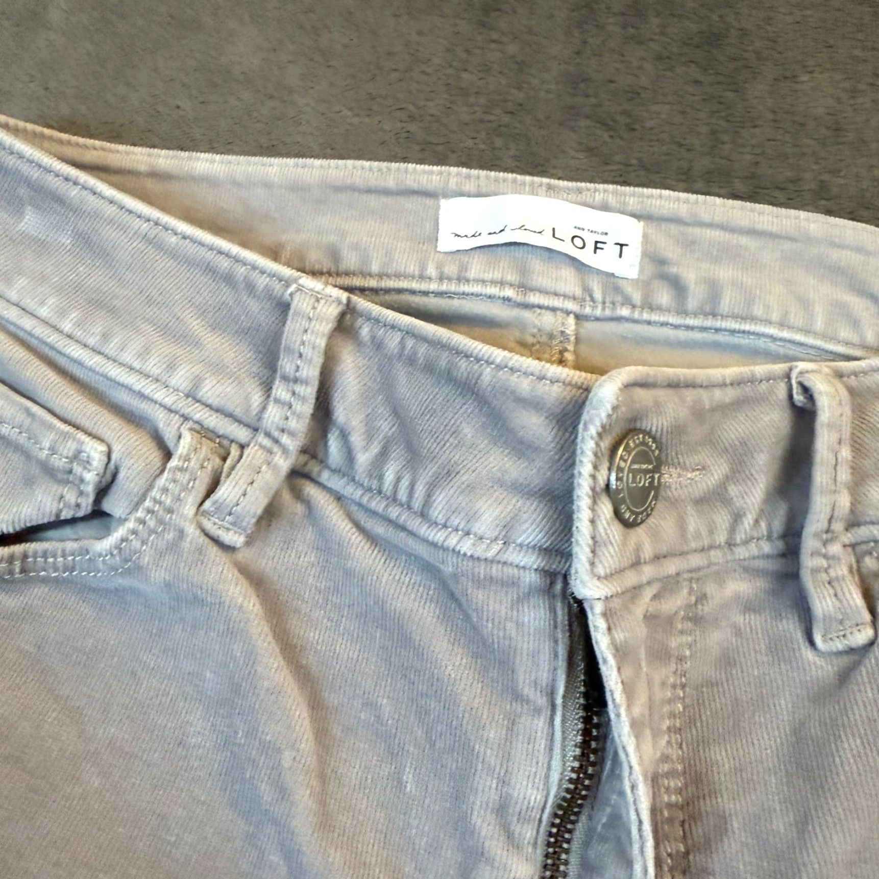 Loft Ann Taylor Loft Curvy Skinny Corduroy Pants Light Grey Womens Size 26 Size 26" / US 2 / IT 38 - 4 Thumbnail