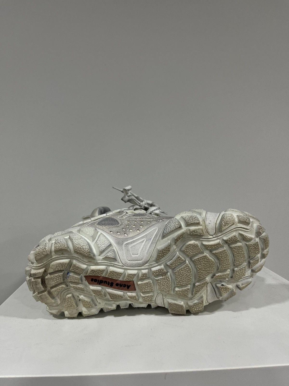 Acne Studios Boltzer M sneaker. Size 39 Size US 9 / IT 39 - 5 Thumbnail