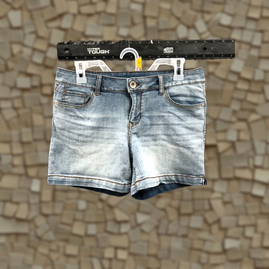 Vintage Natural Reflections Denim Boyfriend Shorts Womens Size 10 Blue Mid Rise 5-Pocket Design Jeans Size 32" / US 10 / IT 46 - 1 Thumbnail