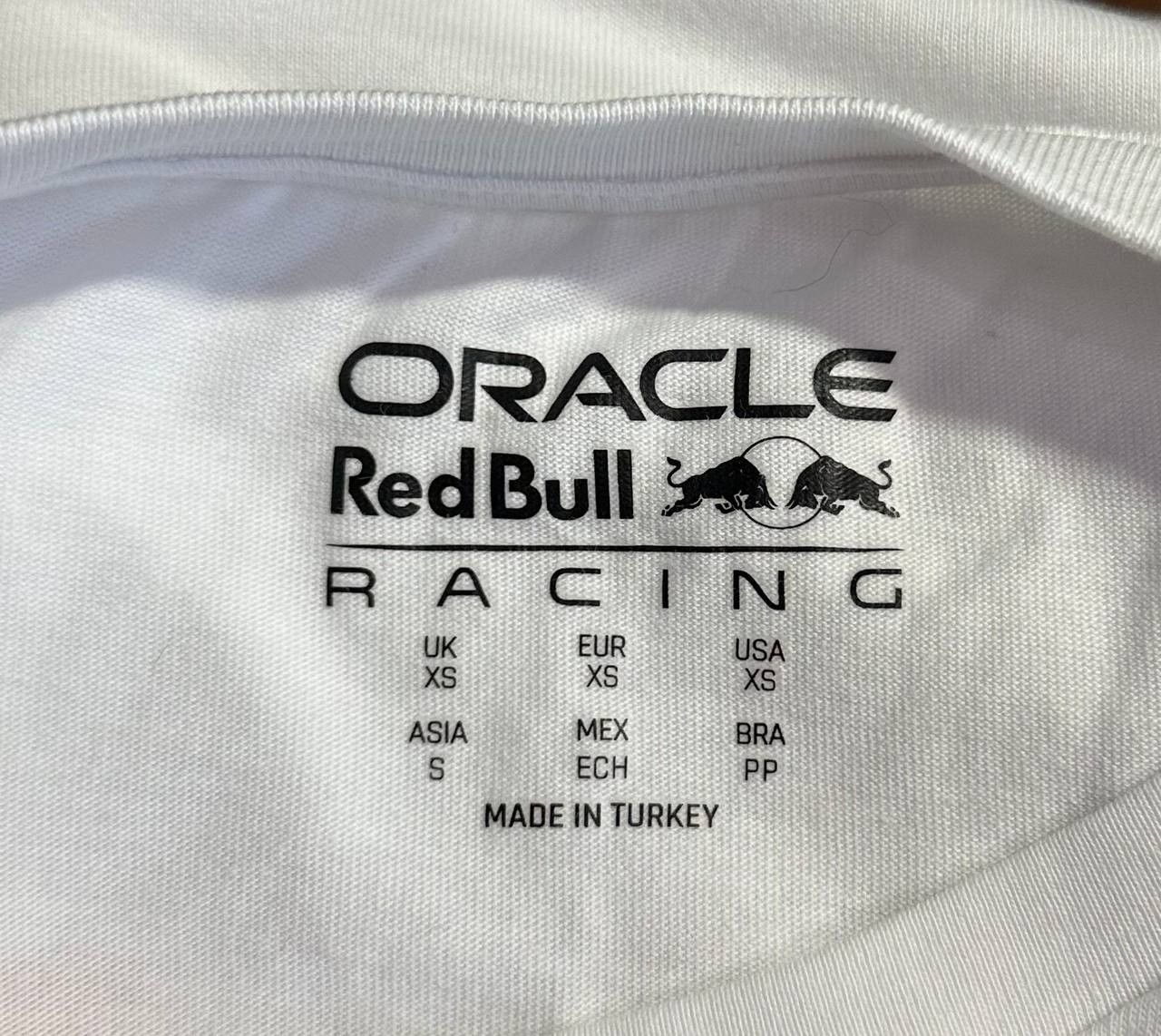 Red Bull Oracle Castore Red Bull Racing Sergio Perez 11 Size US XS / EU 42 / 0 - 5 Thumbnail