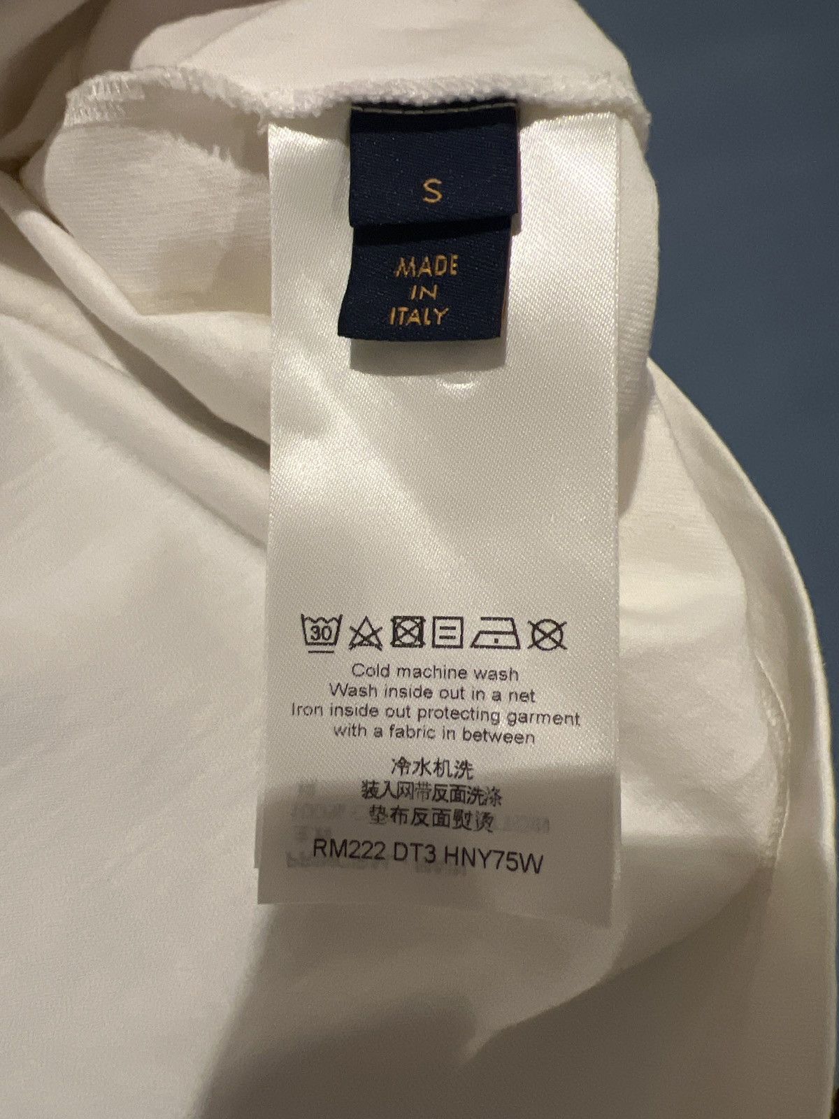 Louis Vuitton T-shirt Louis Vuitton Size US S / EU 44-46 / 1 - 3 Thumbnail