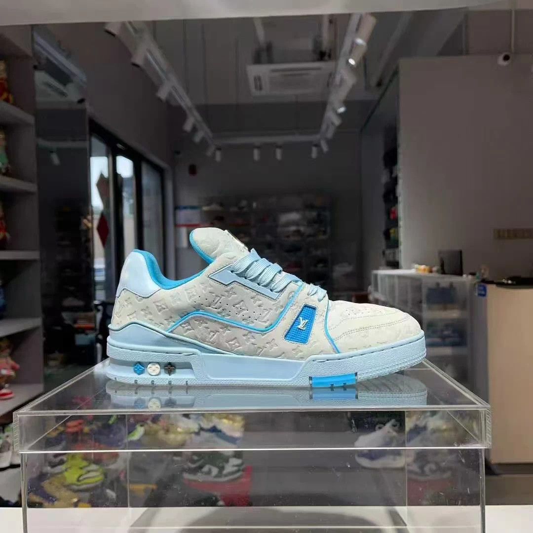 Louis Vuitton LV Trainer Ice Blue Allover 41 Verified Worn Once Size US 8 / EU 41 - 5 Thumbnail
