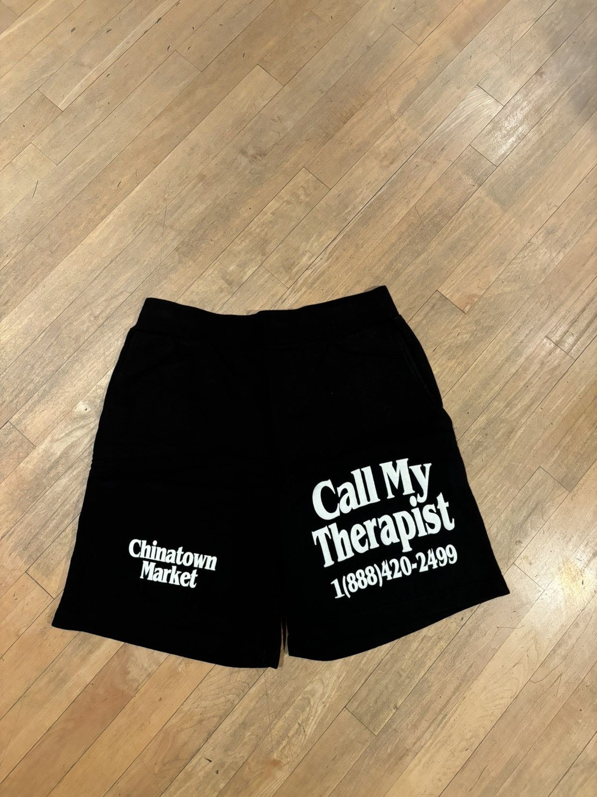 Market Chinatown market call my therapist shorts Size US 33 - 2 Thumbnail