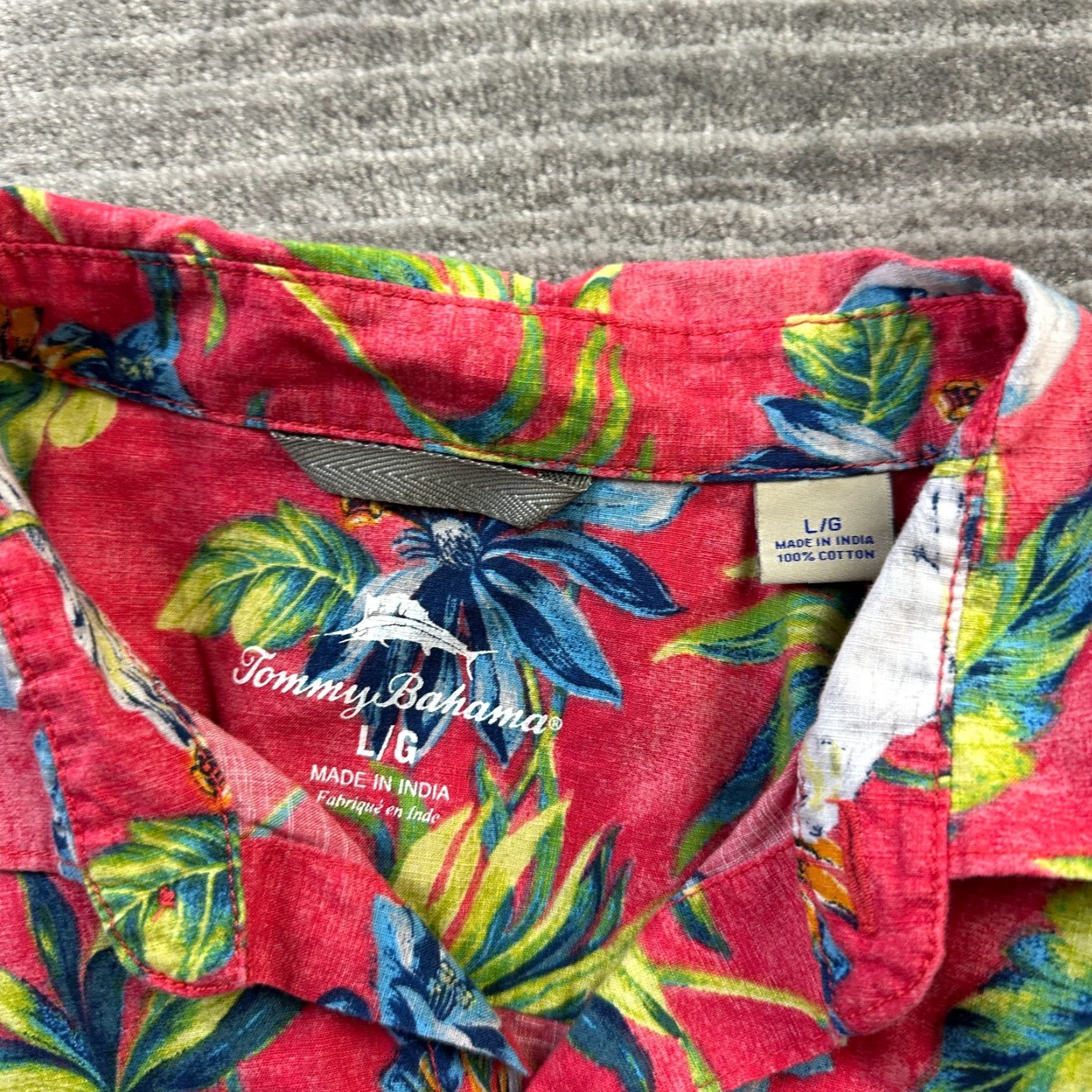 Tommy Bahama Tommy Bahama Shirt Mens Large Red Button Up All Over Print Parrot Camp Size US L / EU 52-54 / 3 - 6 Thumbnail