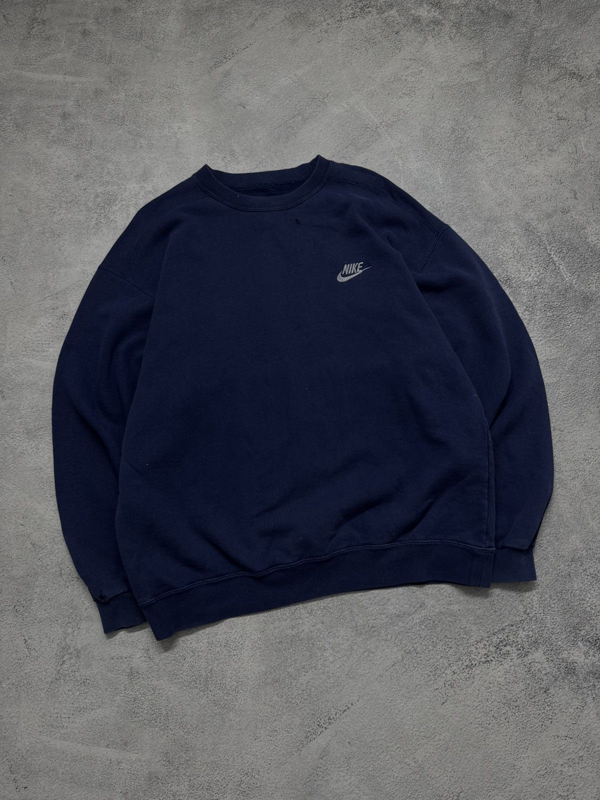Nike Vintage Y2k Nike Mini Swoosh Sweatshirt 90’s Size US L / EU 52-54 / 3 - 4 Thumbnail