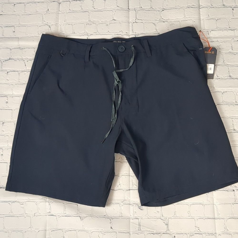 Roark Roark navy blue explorer shorts 2.0 size 38 Size US 38 / EU 54 - 1 Thumbnail