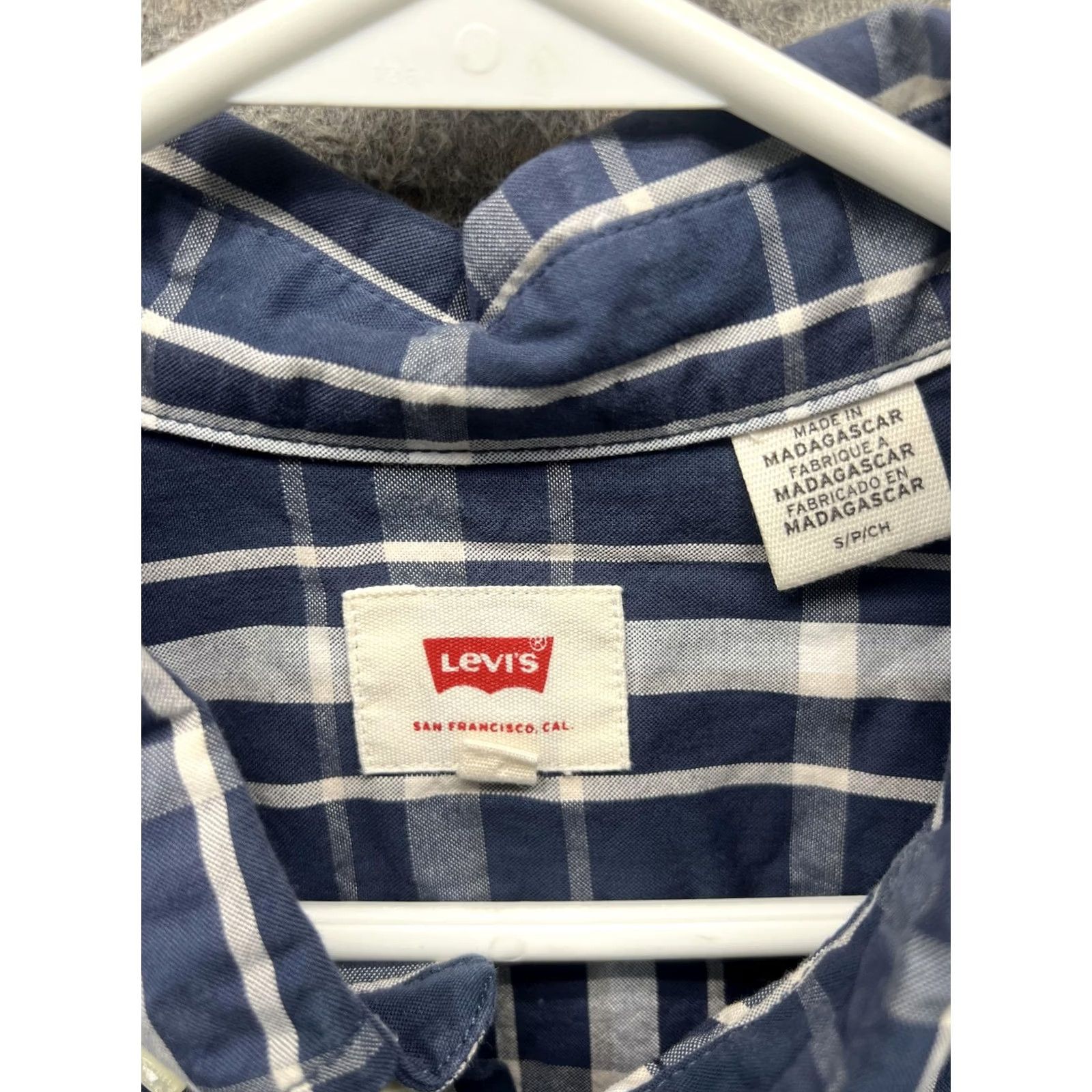 Levi's Levi's Shirt Mens Small Blue Plaid Long Sleeve Button Front Casual Woven Oxford Shirt Men S Blue Plaid Button-Up Shirt Mens Small Casual Fall Size US S / EU 44-46 / 1 - 6 Thumbnail