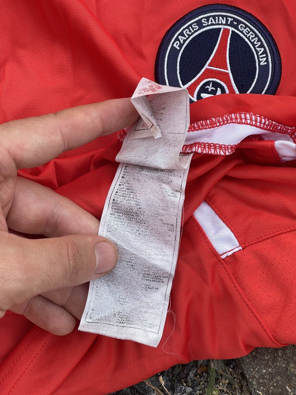Nike × Vintage Y2K Nike PSG vintage soccer jersey Paris Saint Germain Size US M / EU 48-50 / 2 - 9 Thumbnail