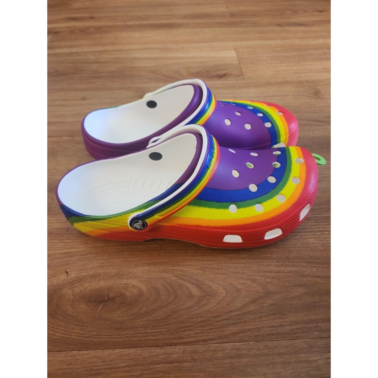 Crocs Crocs Classic Rainbow Dye Clog M11/W13 Pride Size US 11 / EU 44 - 2 Thumbnail