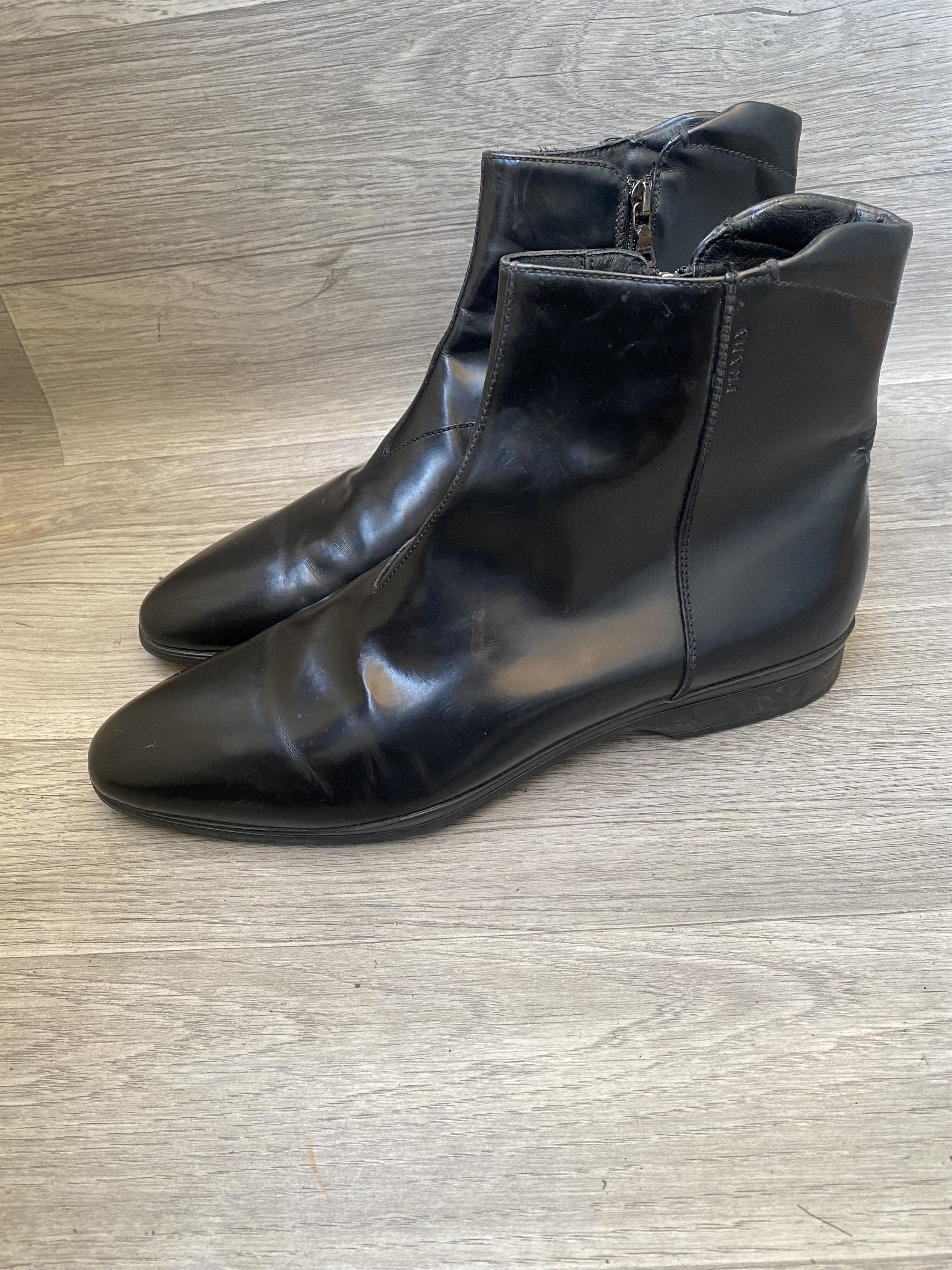 Prada Prada chelsea black patent leather boots sz 41 Size US 8 / EU 41 - 5 Thumbnail