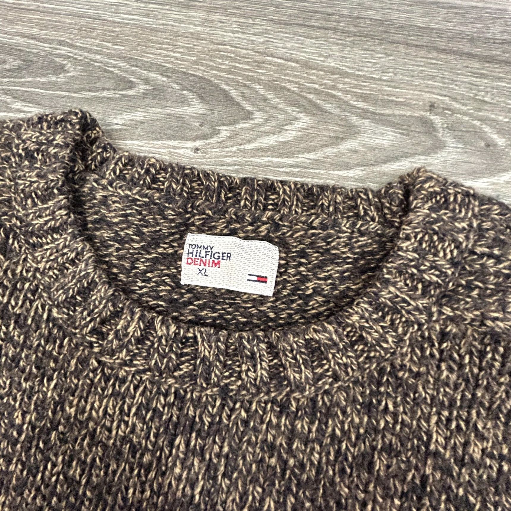 Tommy Hilfiger VINTAGE Tommy Hilfiger Sweater Mens XL Cable Knit Pullover Denim Flag Casual Y2K Size US XL / EU 56 / 4 - 4 Thumbnail