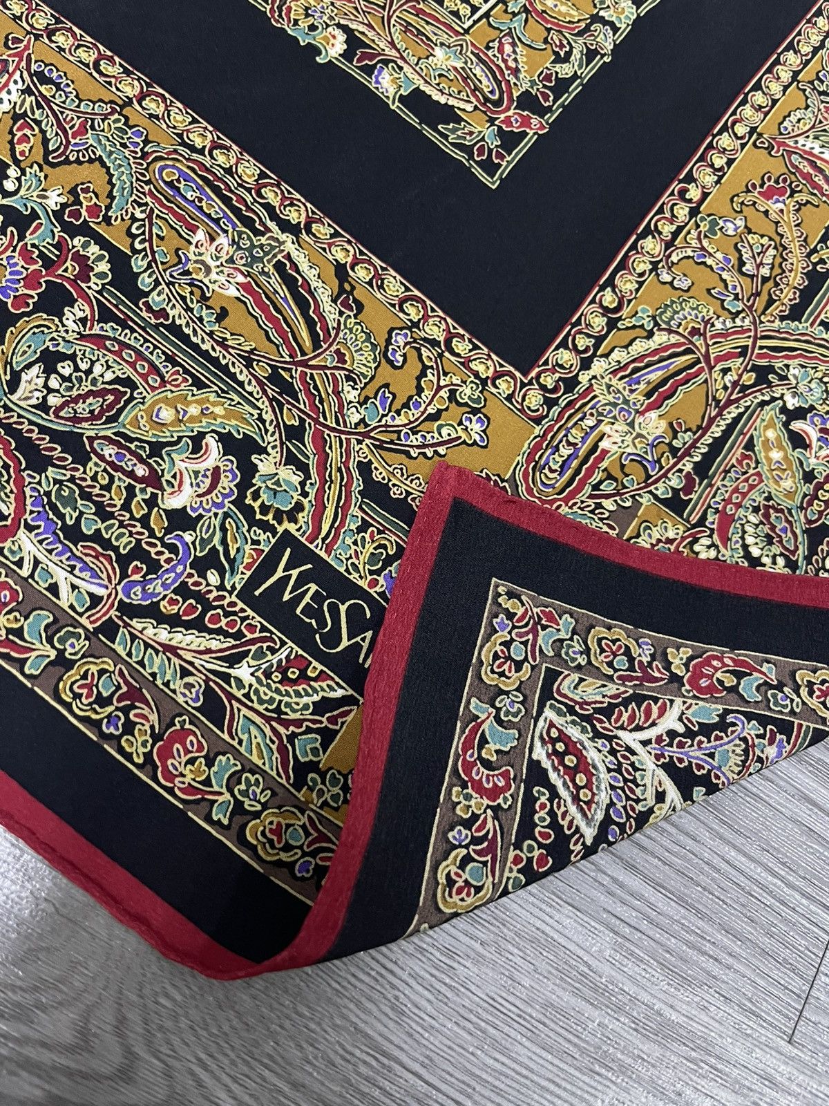 Yves Saint Laurent YSL jaquared silk scarves 80cm x 80cm Size ONE SIZE - 5 Thumbnail