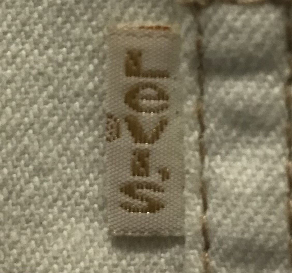 Levi's × Vintage Vintage Levi’s Jeans For Women Sleeveless Jacket Size US M / EU 48-50 / 2 - 7 Thumbnail
