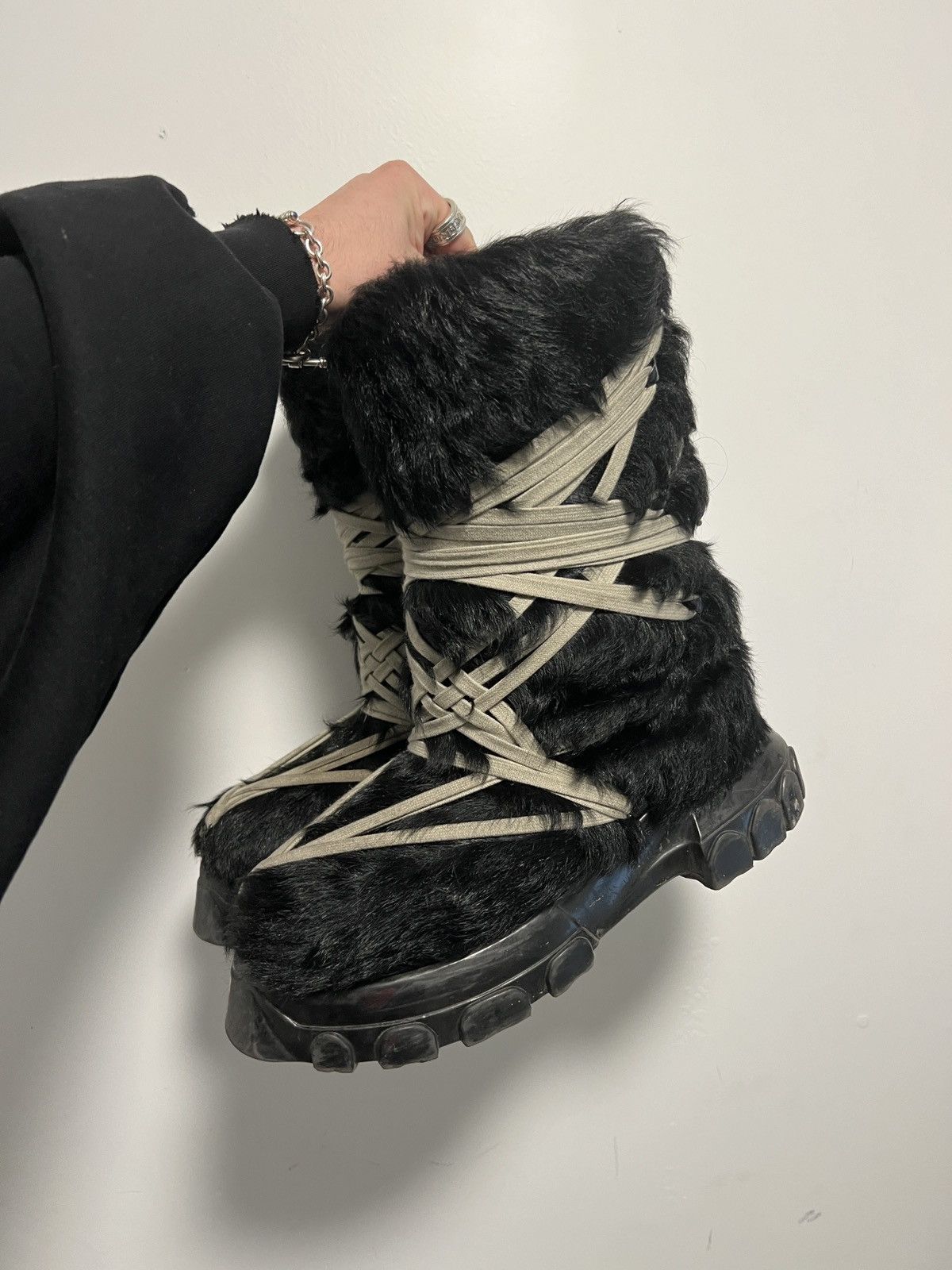 Rick Owens Rick owens megalace fur lunar boots Size US 10 / EU 43 - 5 Thumbnail