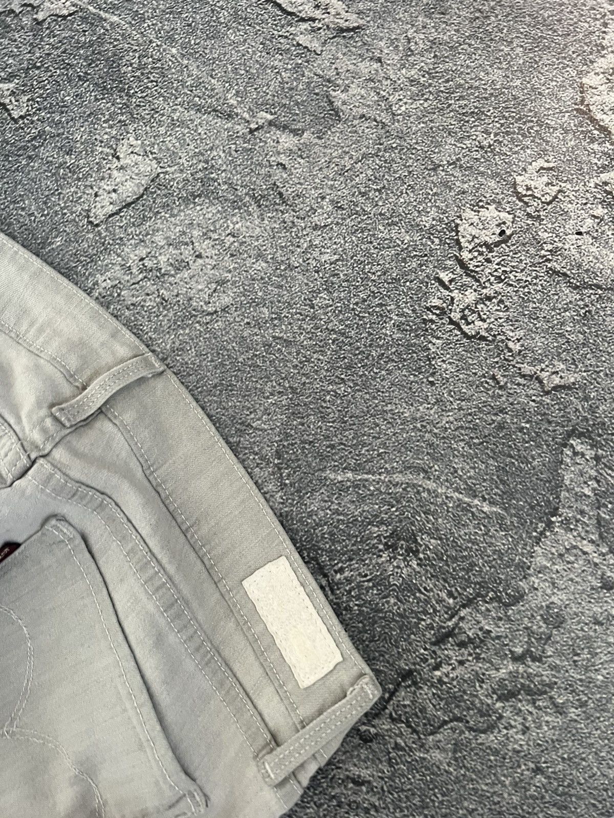 Vintage Vintage Slim Levis Jeans White - Retro Archive Style 28 Size US 28 / EU 44 - 4 Thumbnail
